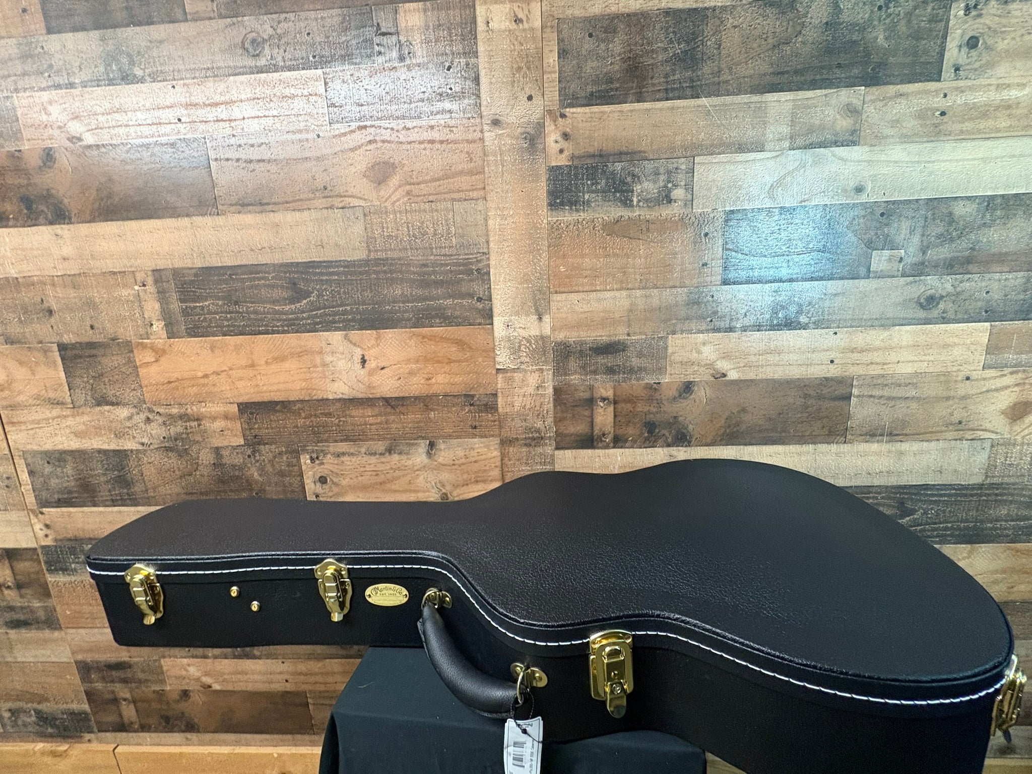 Martin 000-42 Modern Deluxe Left-handed Acoustic Guitar - Natural, Hard Case, 289