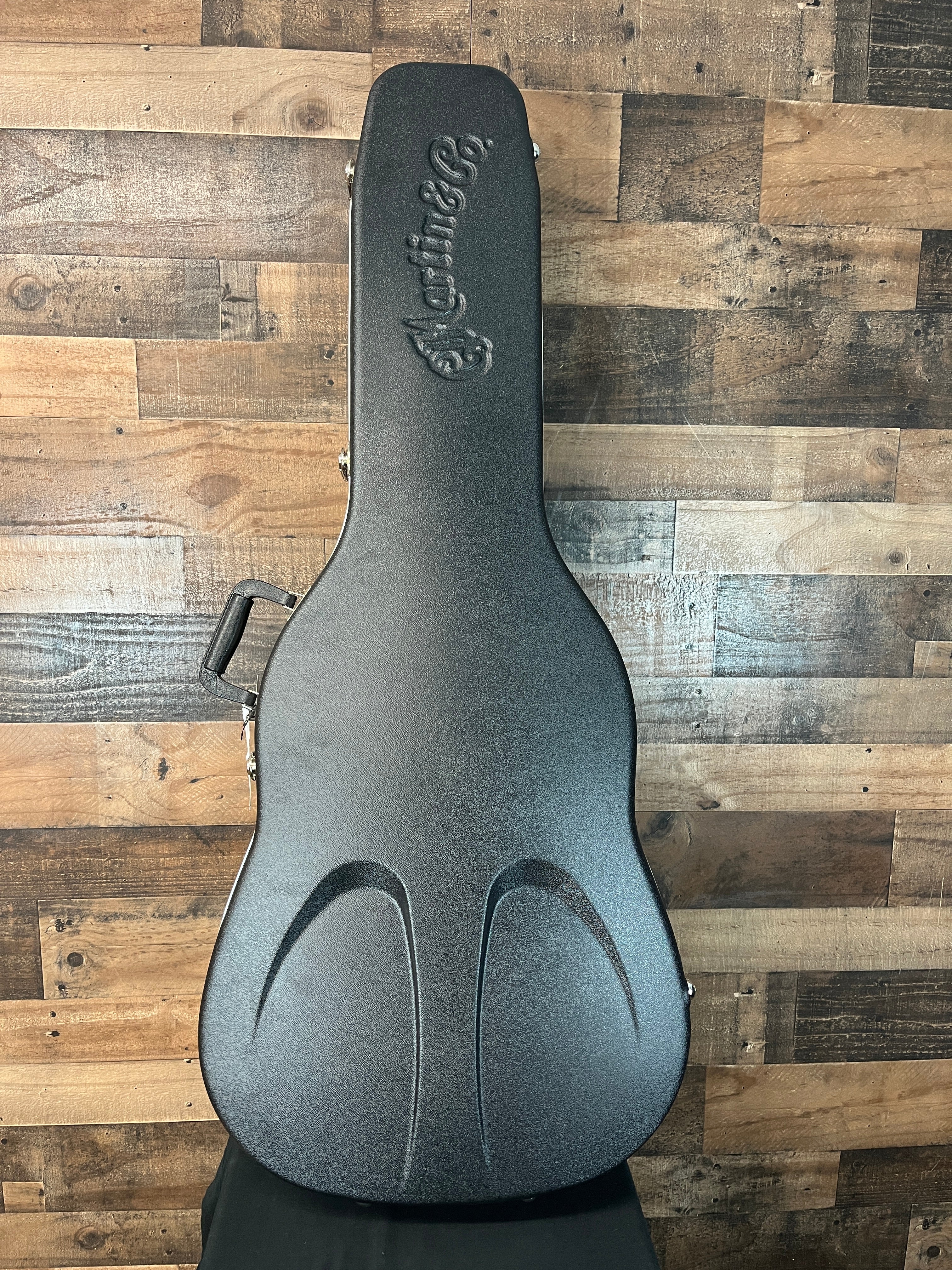 Martin OM-28 OM28 Left-handed, Natural, Hardcase, 563