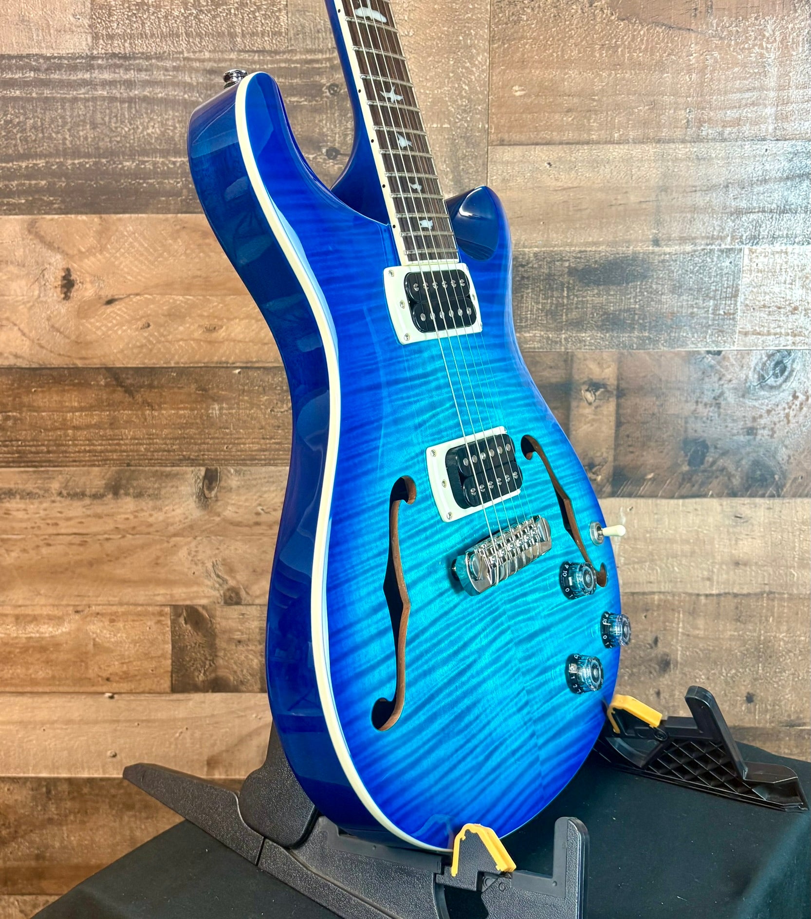 PRS SE Hollowbody I Piezo Lake Blue