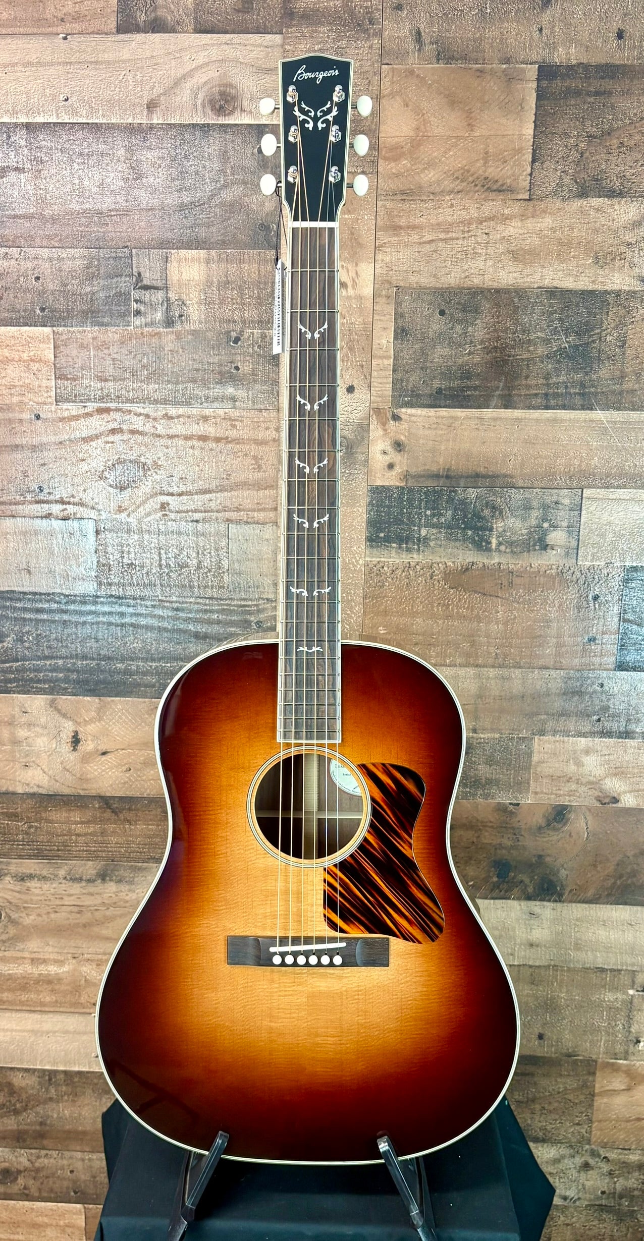 Bourgeois Luke Bryan Signature Touchstone Series Slope Shoulder Dreadnought Sunburst