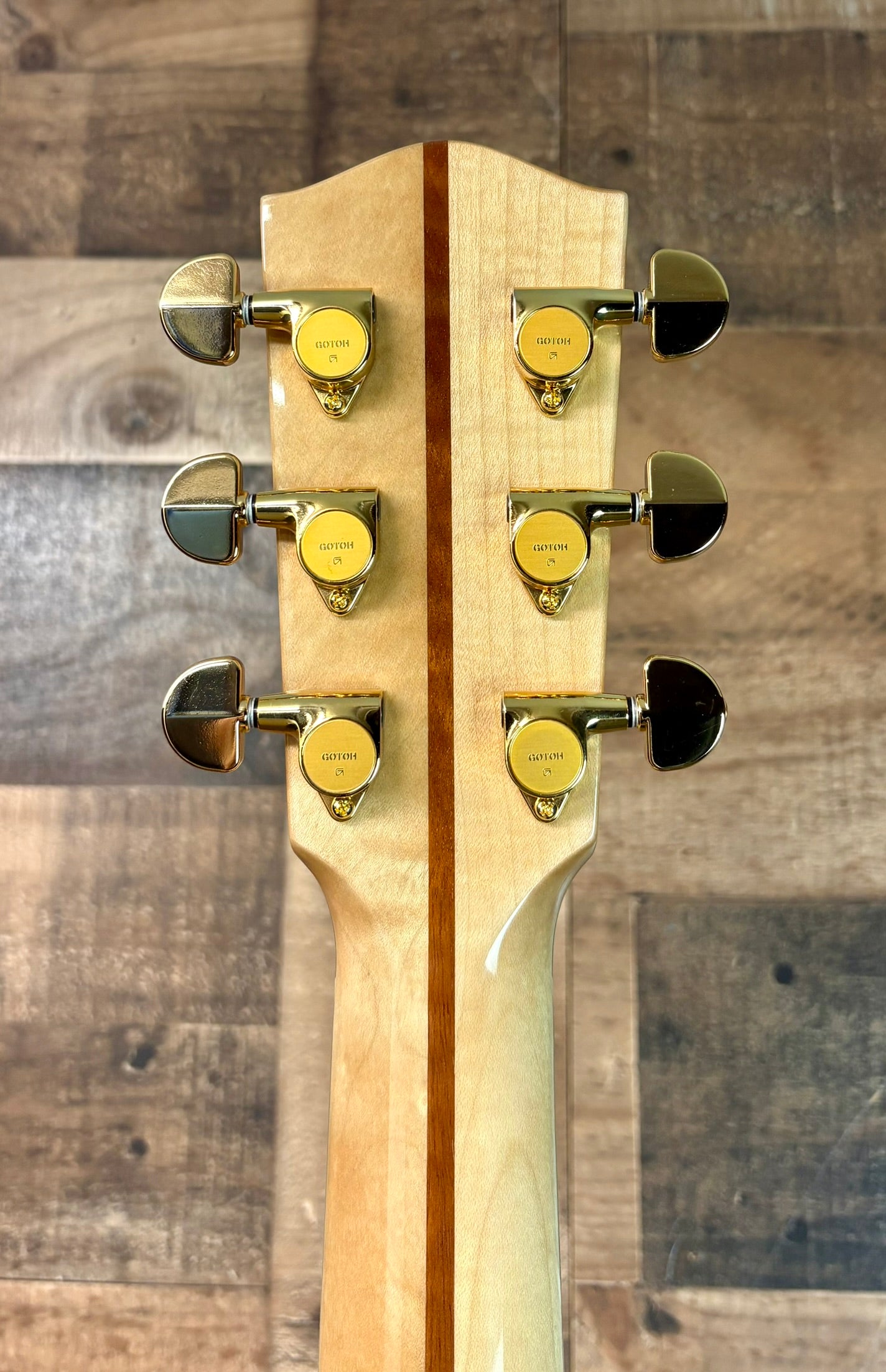 Eastman Guitars AC630 Natural