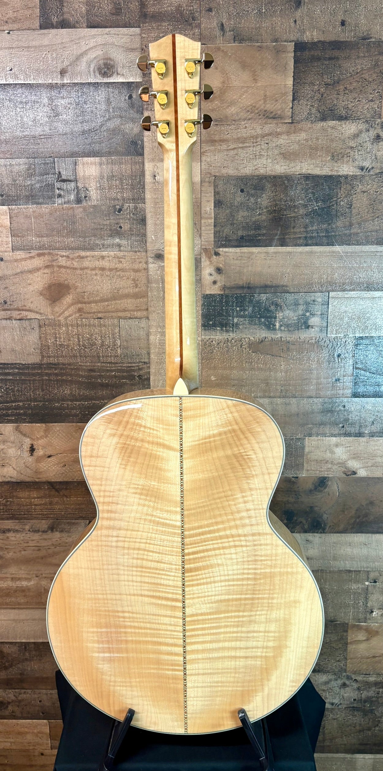 Eastman Guitars AC630 Natural