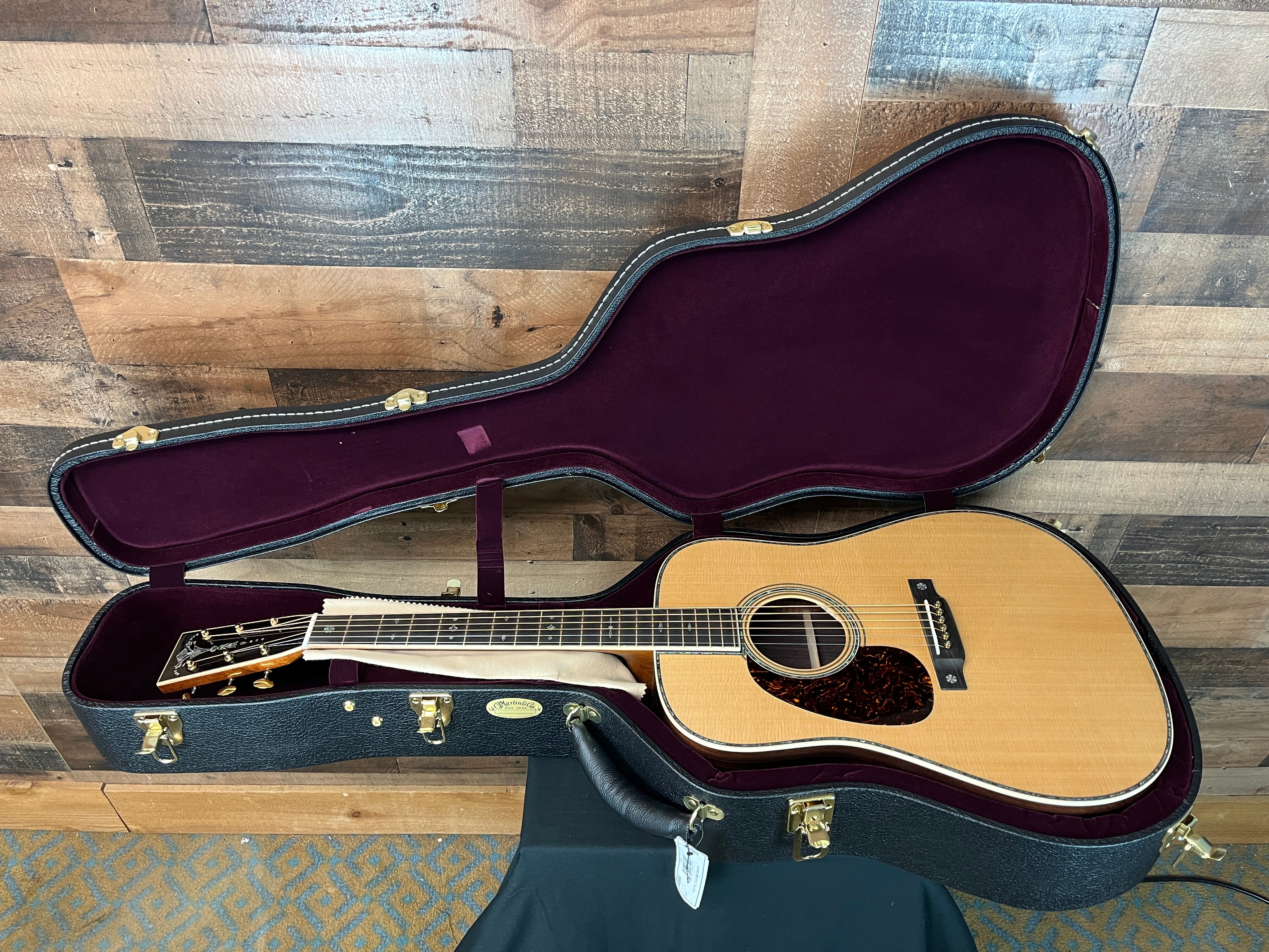 Martin D-42 Modern Deluxe D42, Natural, Left Handed, Free Ship, Hardcase, 802