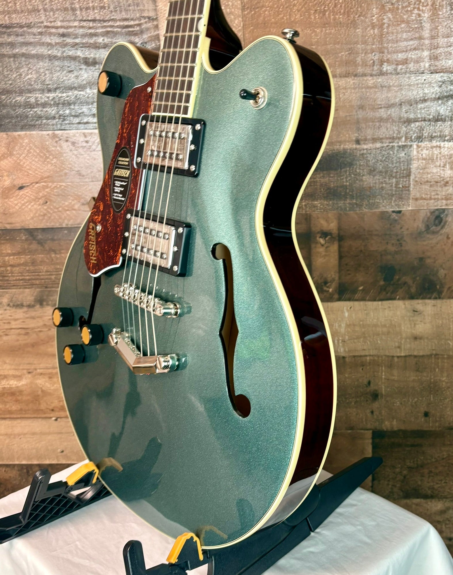 Gretsch G2622LH Streamliner Center Block Double-Cut Left-handed Electric Guitar