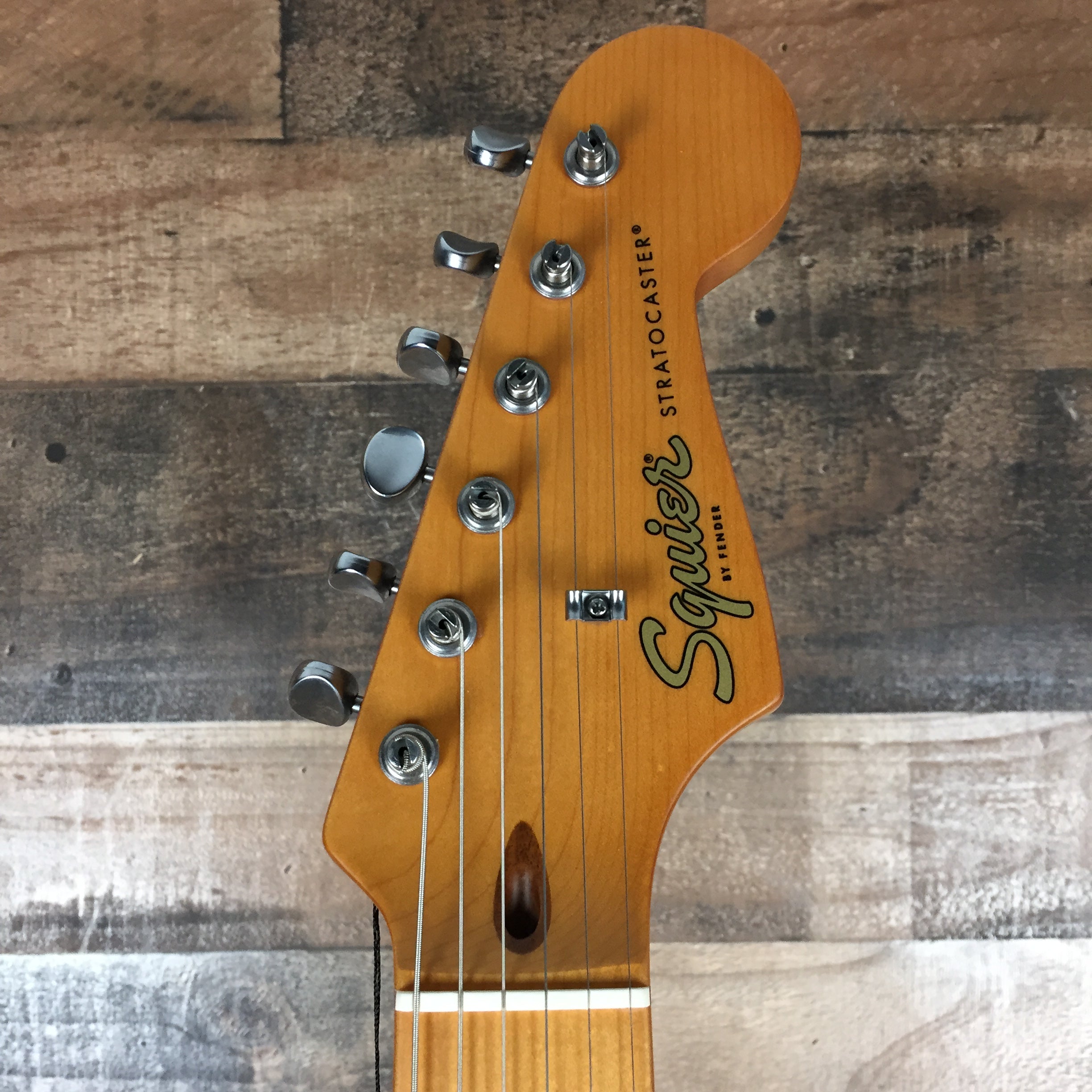 Squier 40th Anniversary Stratocaster Satin Seafoam Green, 389
