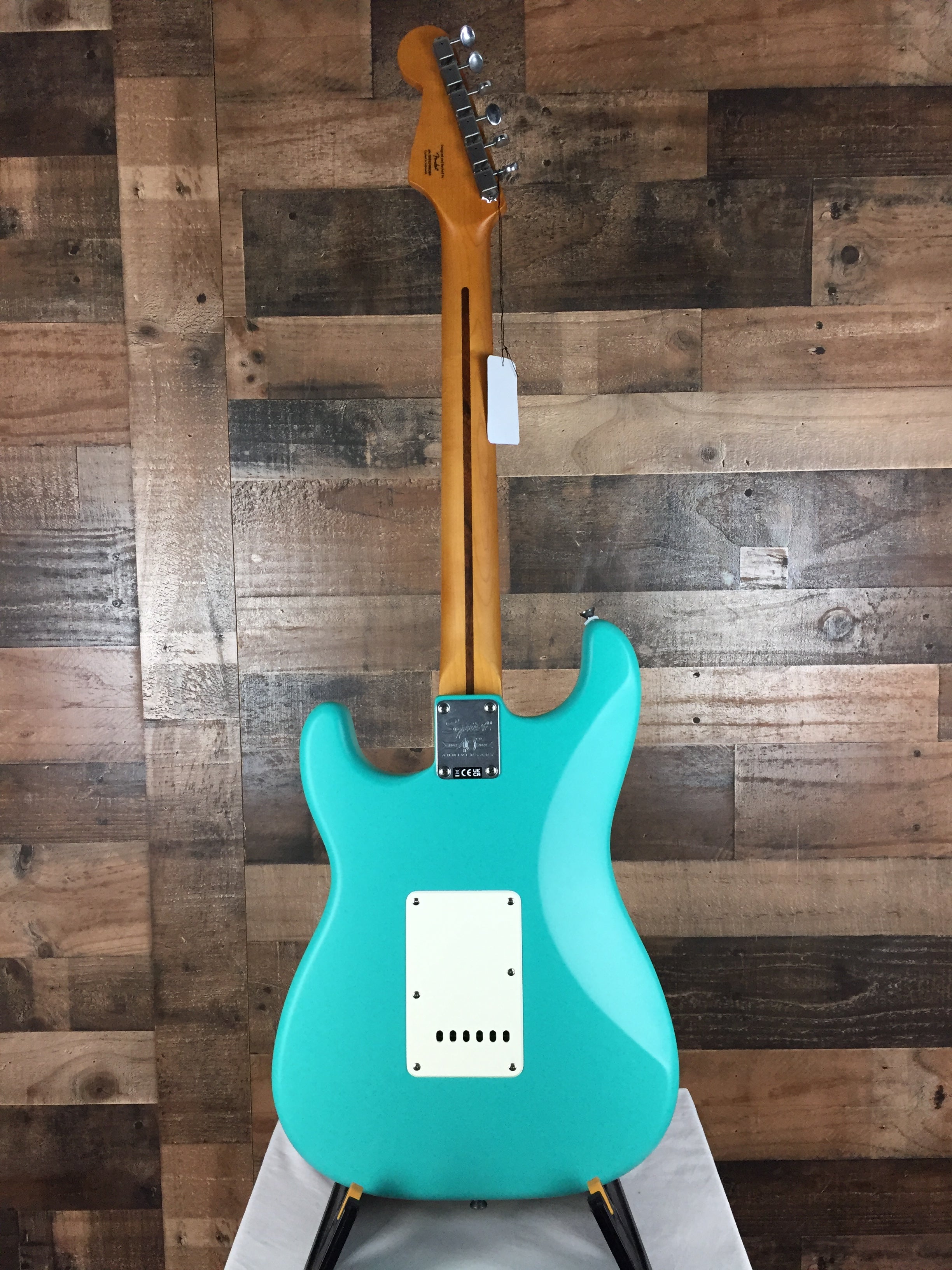Squier 40th Anniversary Stratocaster Satin Seafoam Green, 389