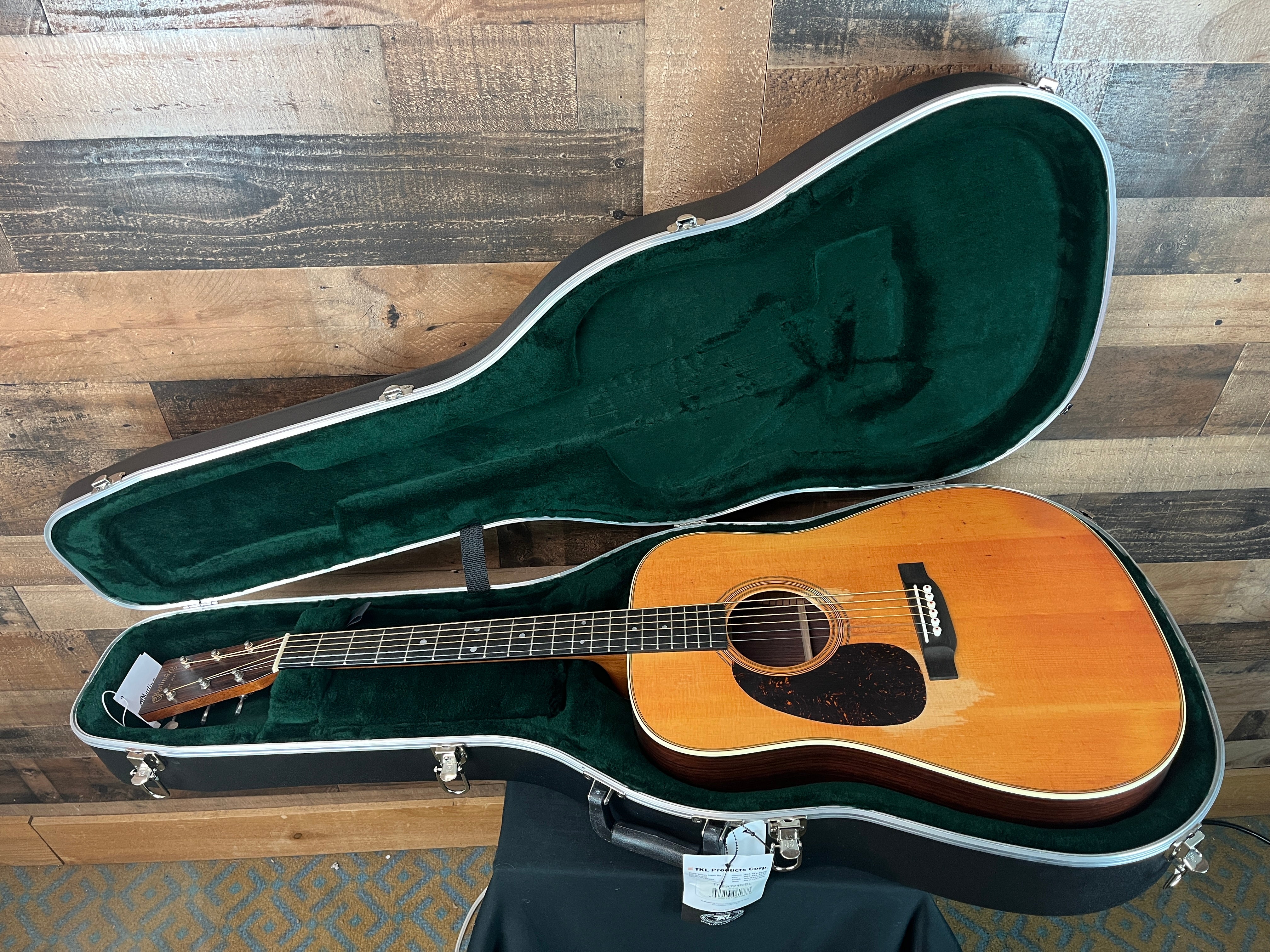 Martin D-28 Street Legend Standard Series Acoustic Guitar, Free Ship, 055