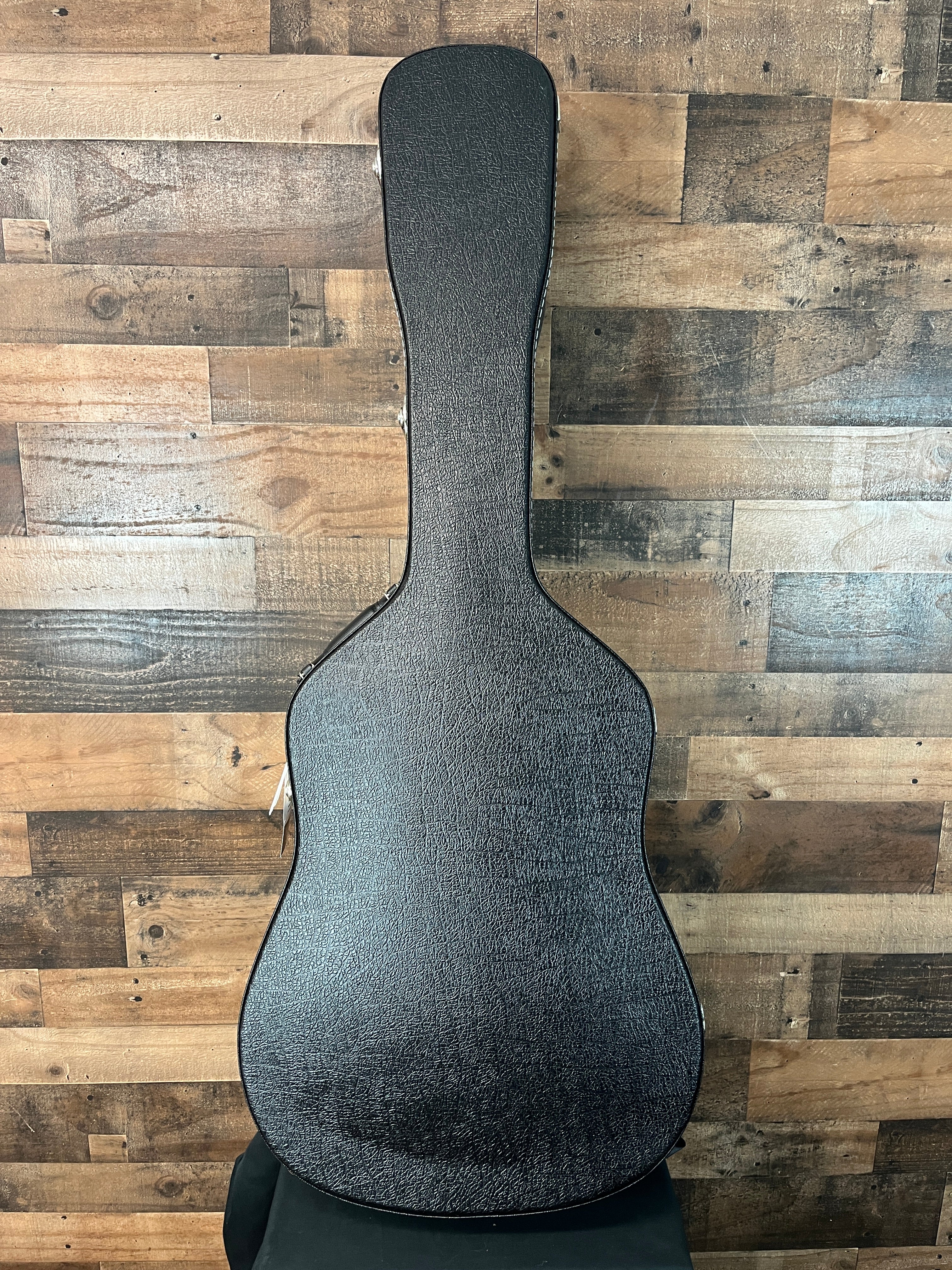 D-18 Satin, 2025 Model, Natural, Hardcase, 738