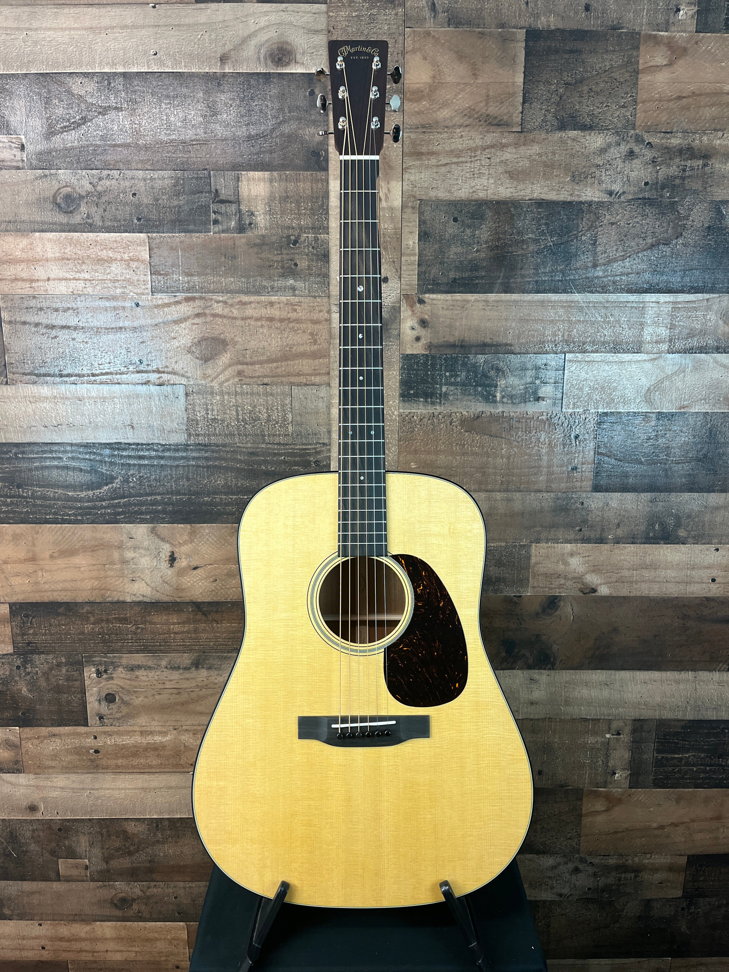 D-18 Standard Series, 2025 Model, Acoustic Guitar, Natural, Hard Case, 055