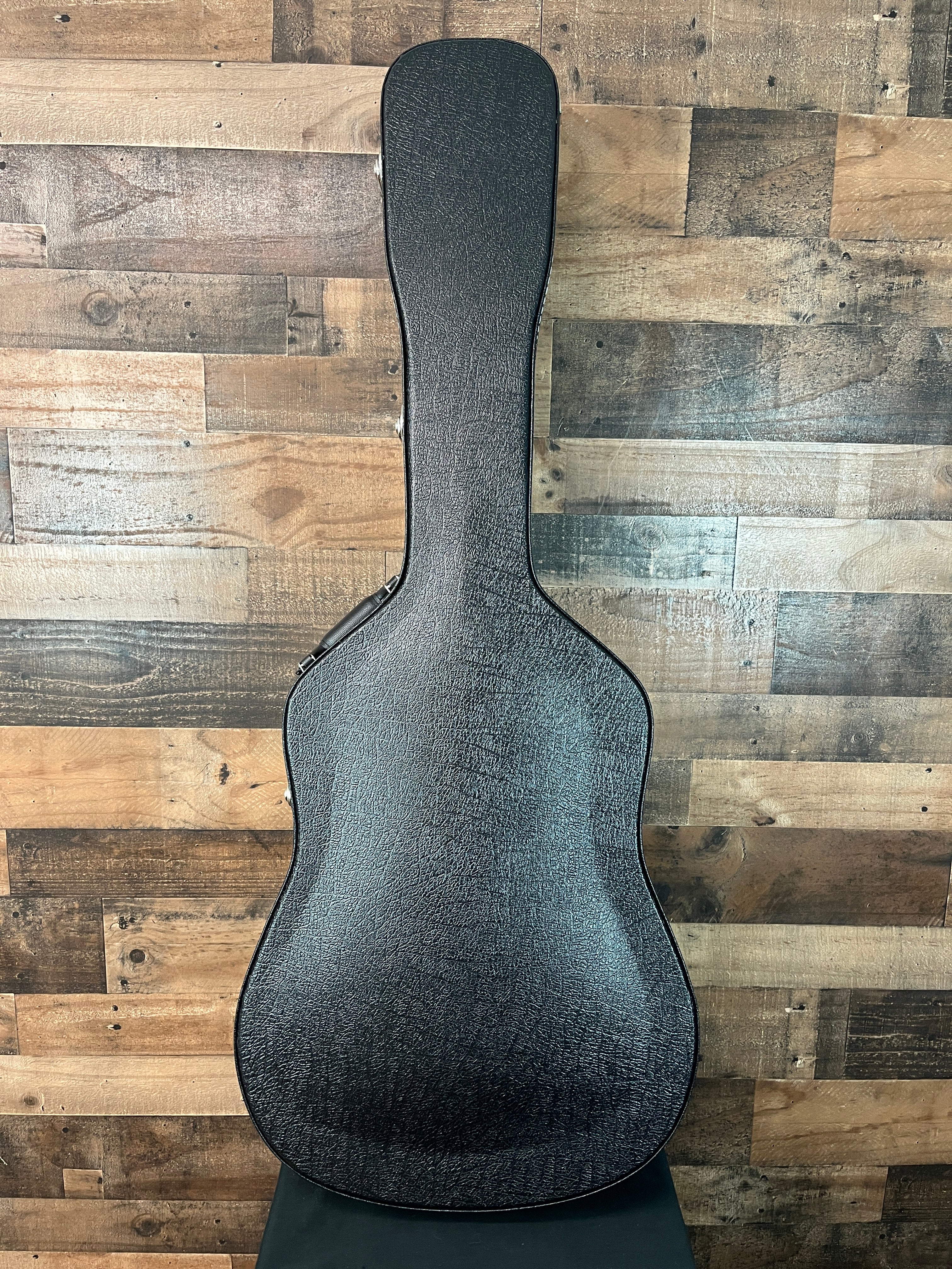 Martin D-18 2025 - Left-Handed, Hard Case, 798