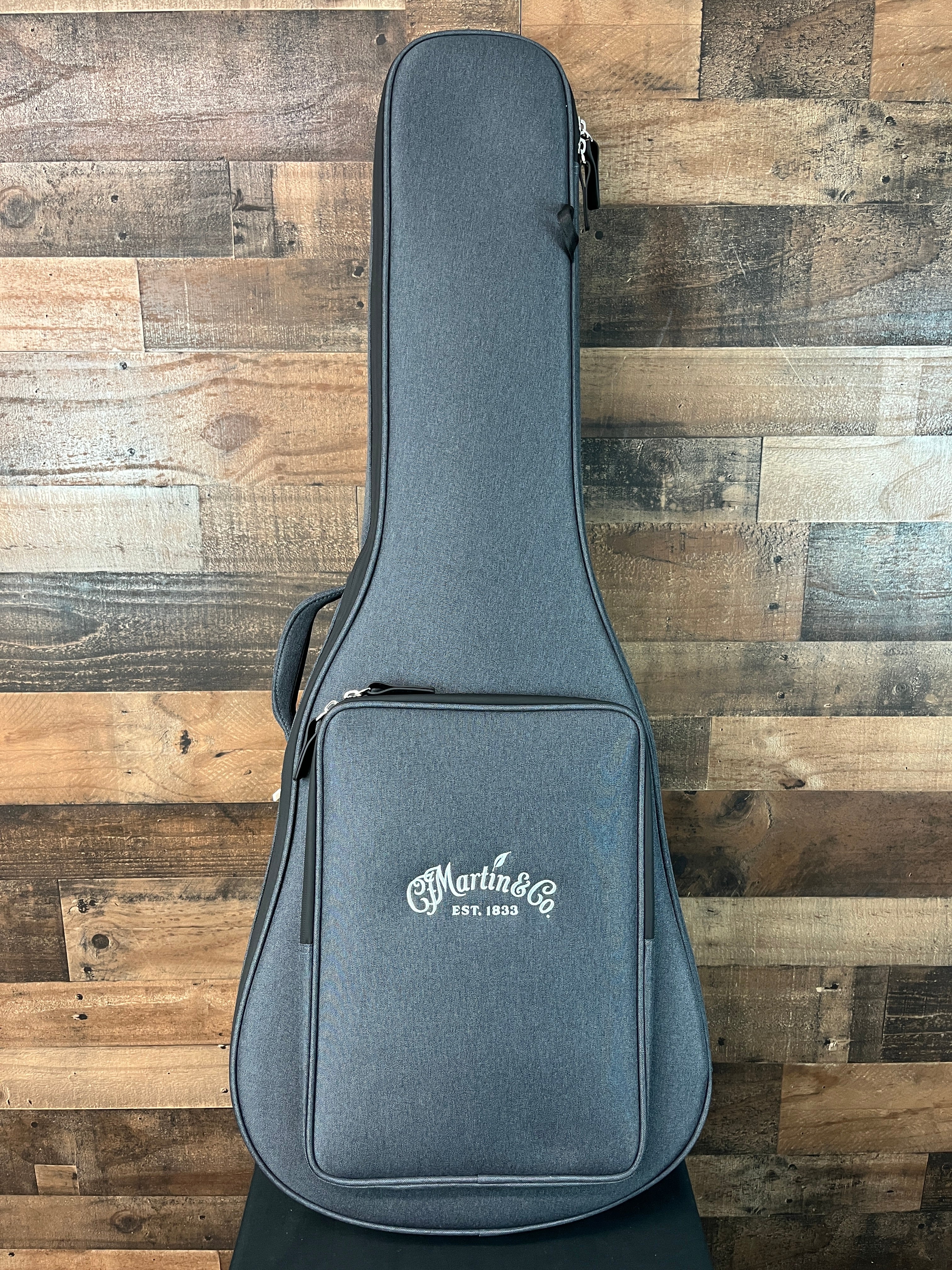 Martin 000-JRE SAPELE, Left Handed, 2025 Model, Natural, 309