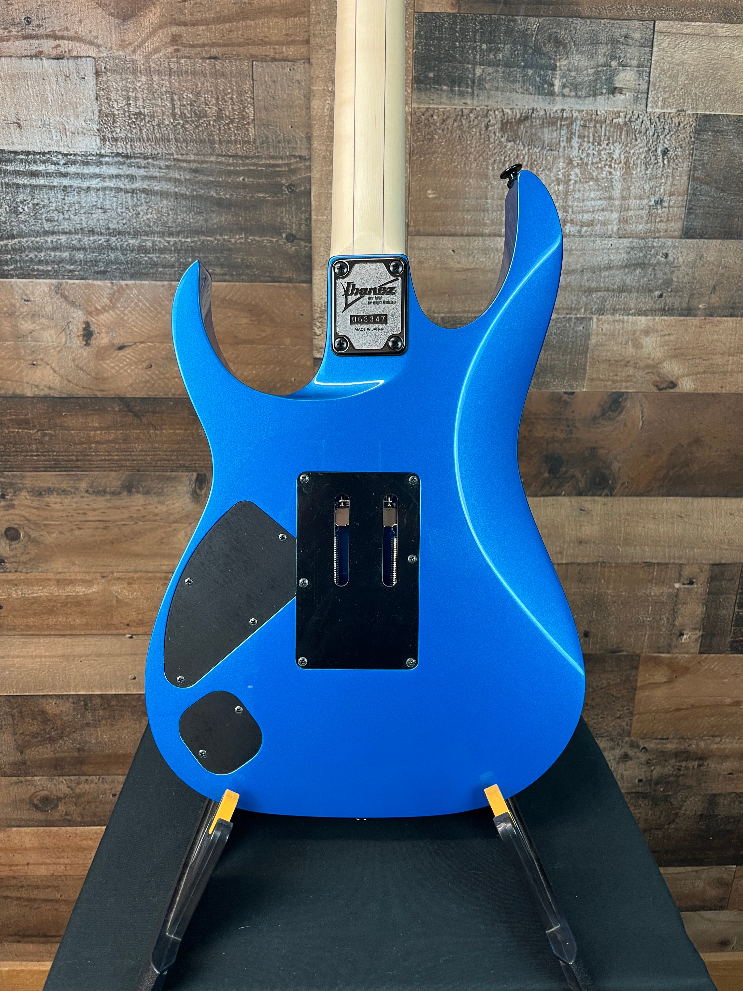 Genesis Collection RG565R Electric Guitar, Electric Blue, 499