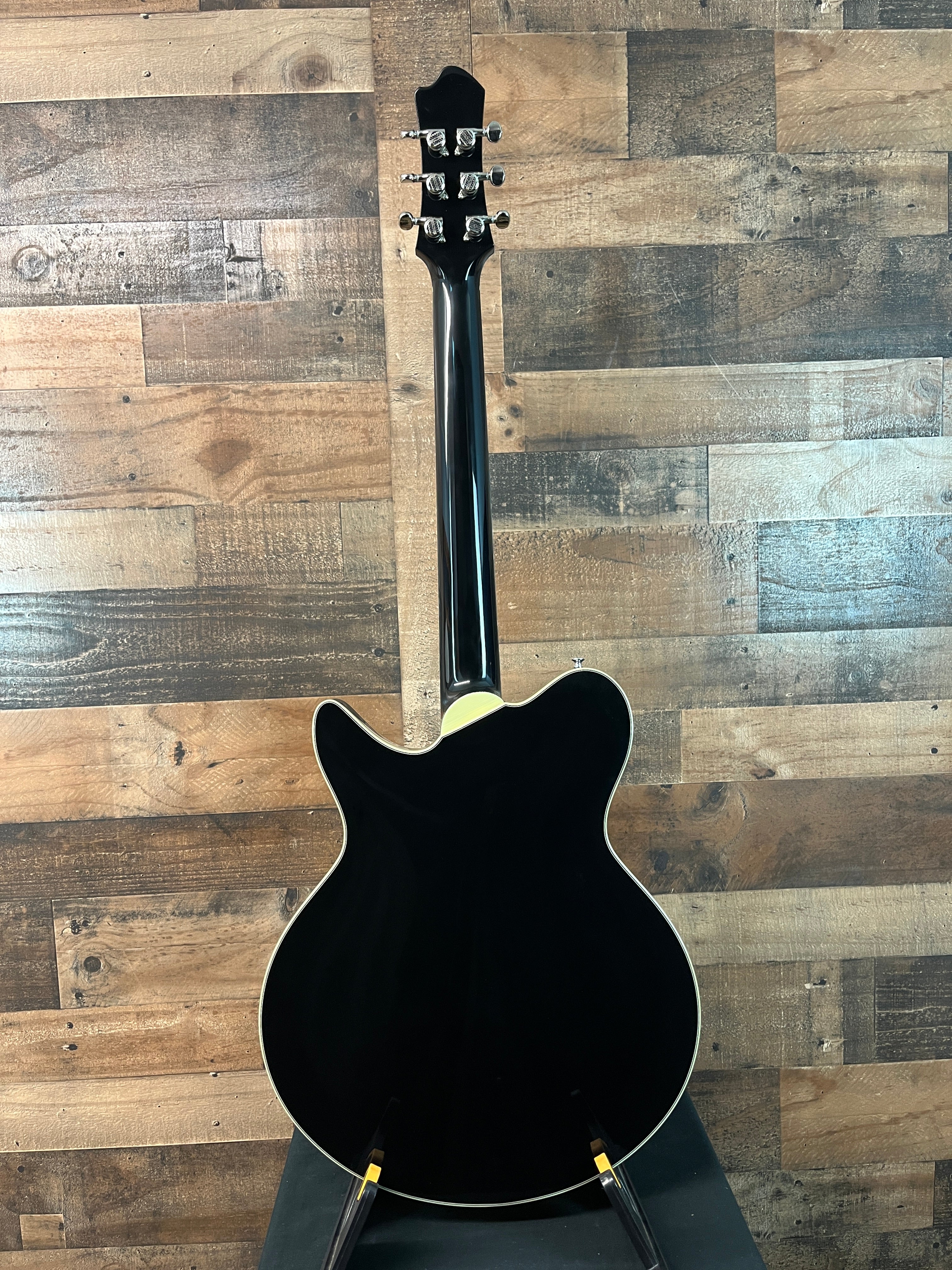 Eastman Guitars Romeo NYC Semi-hollowbody Electric Guitar - Black, 392