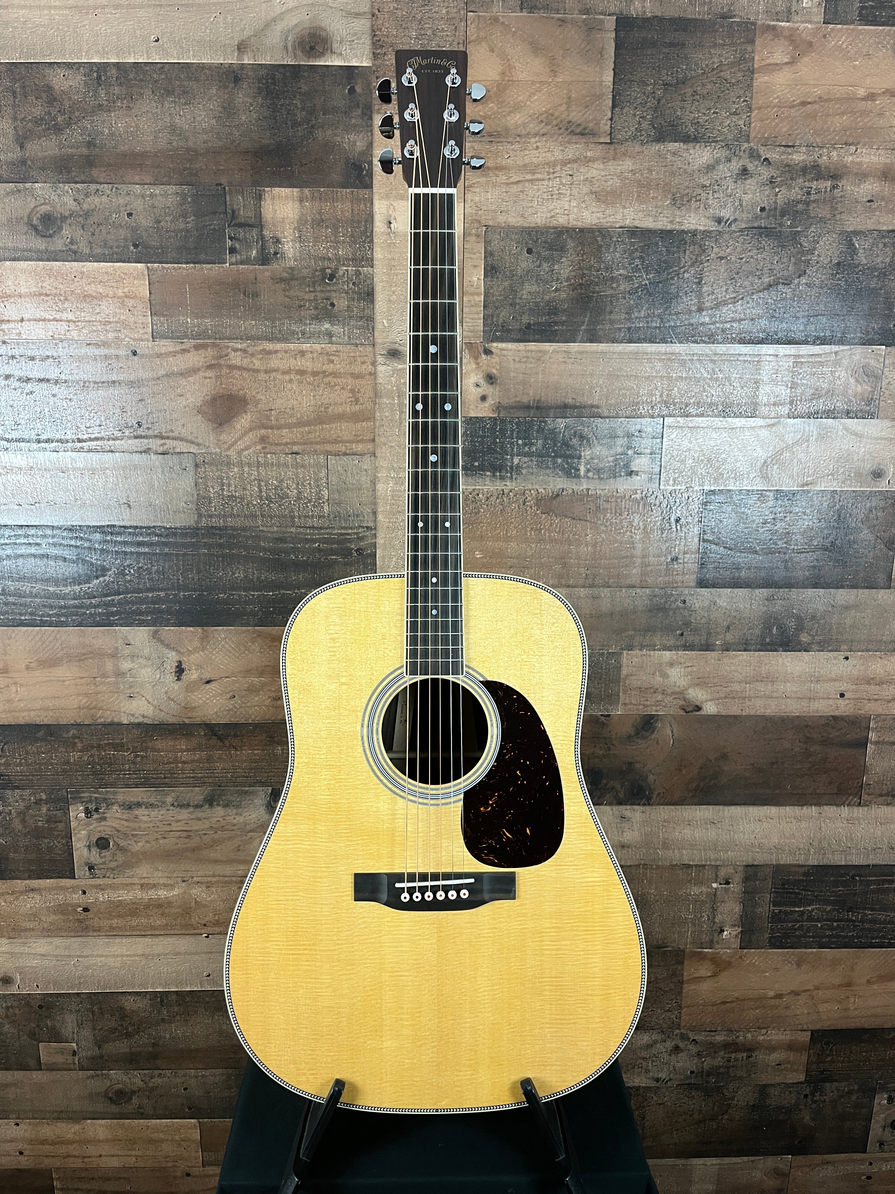 HD-35 Standard Series Acoustic Guitar 2025 Model, Natural Aging Toner, Hardcase, 850
