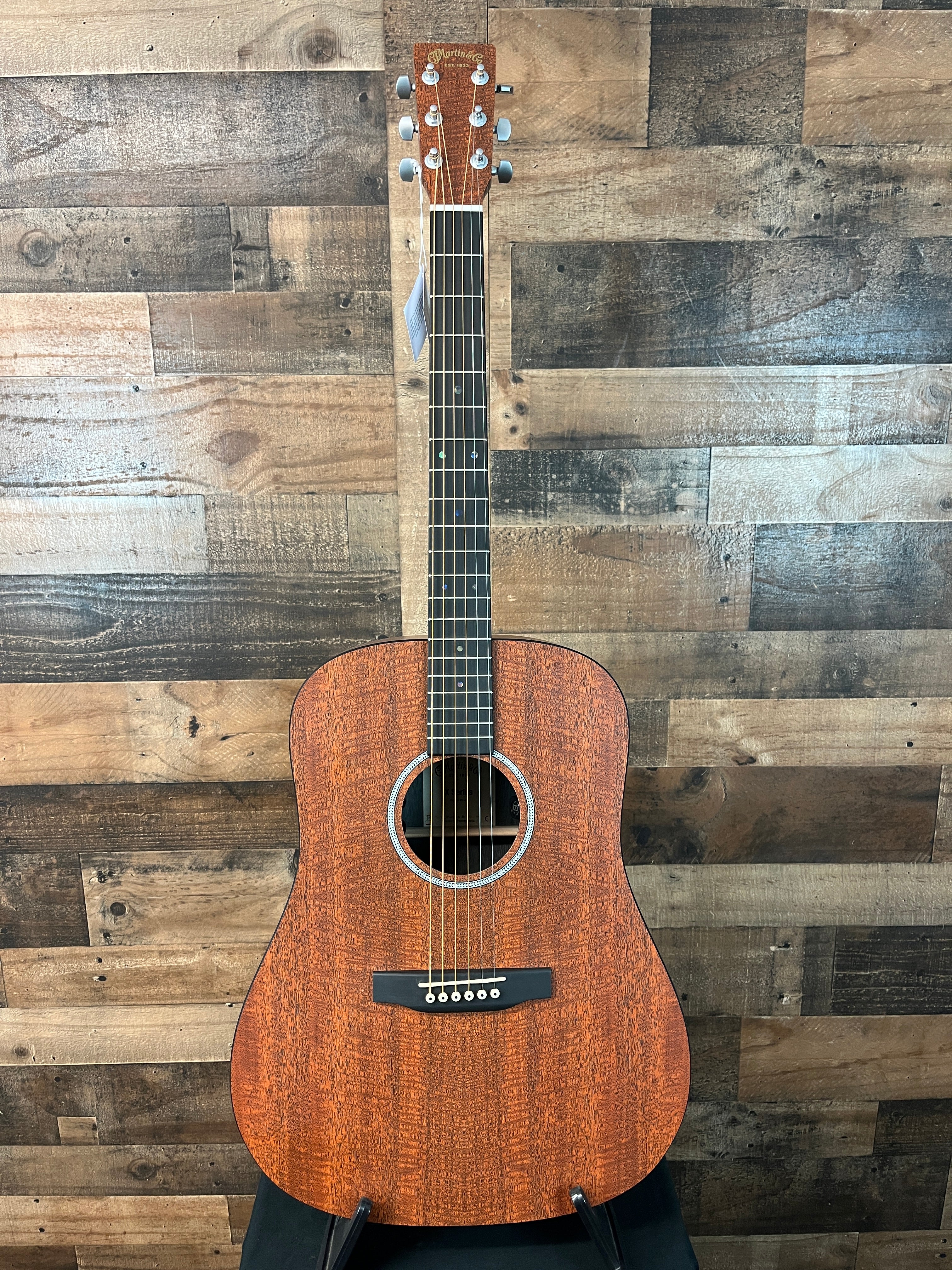 D-X1E Mahogany Acoustic-electric Guitar, Figured Mahogany Pattern, Soft Case, 697