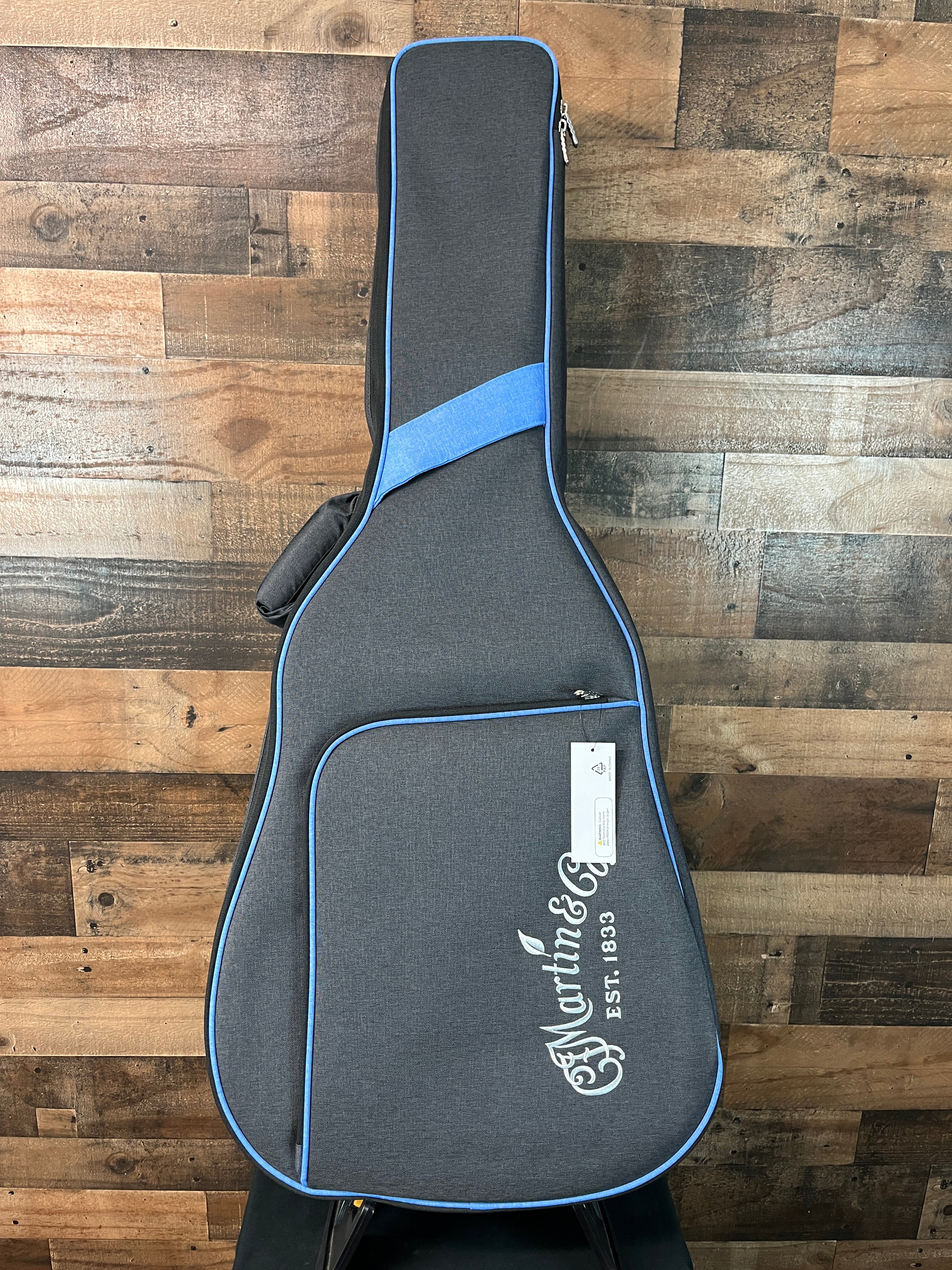 D-X1E Mahogany Acoustic-electric Guitar, Figured Mahogany Pattern, Soft Case, 697