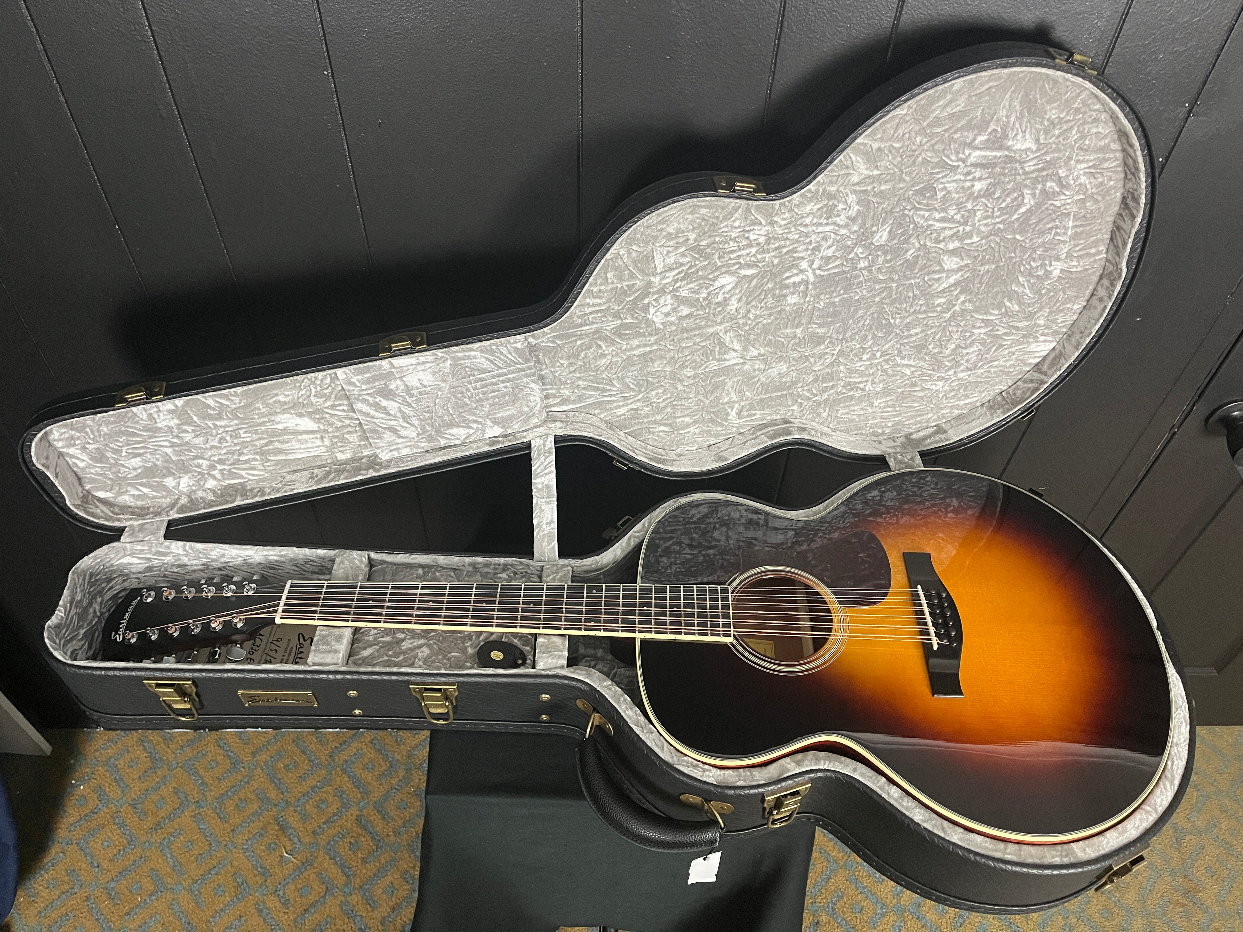 Eastman AC330E-12-SB, 12 String Acoustic Electric Guitar, Sunburst, Hard Case, 341