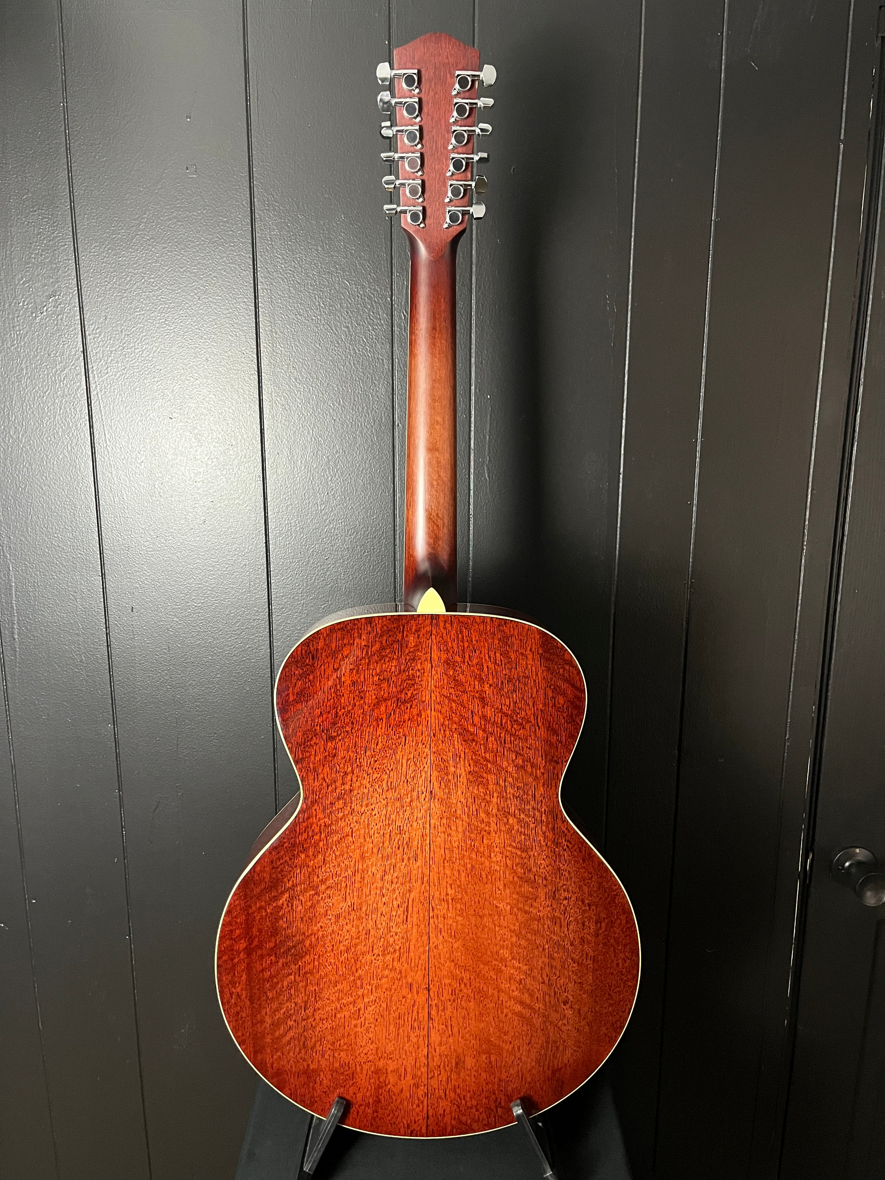 Eastman AC330E-12-SB, 12 String Acoustic Electric Guitar, Sunburst, Hard Case, 341