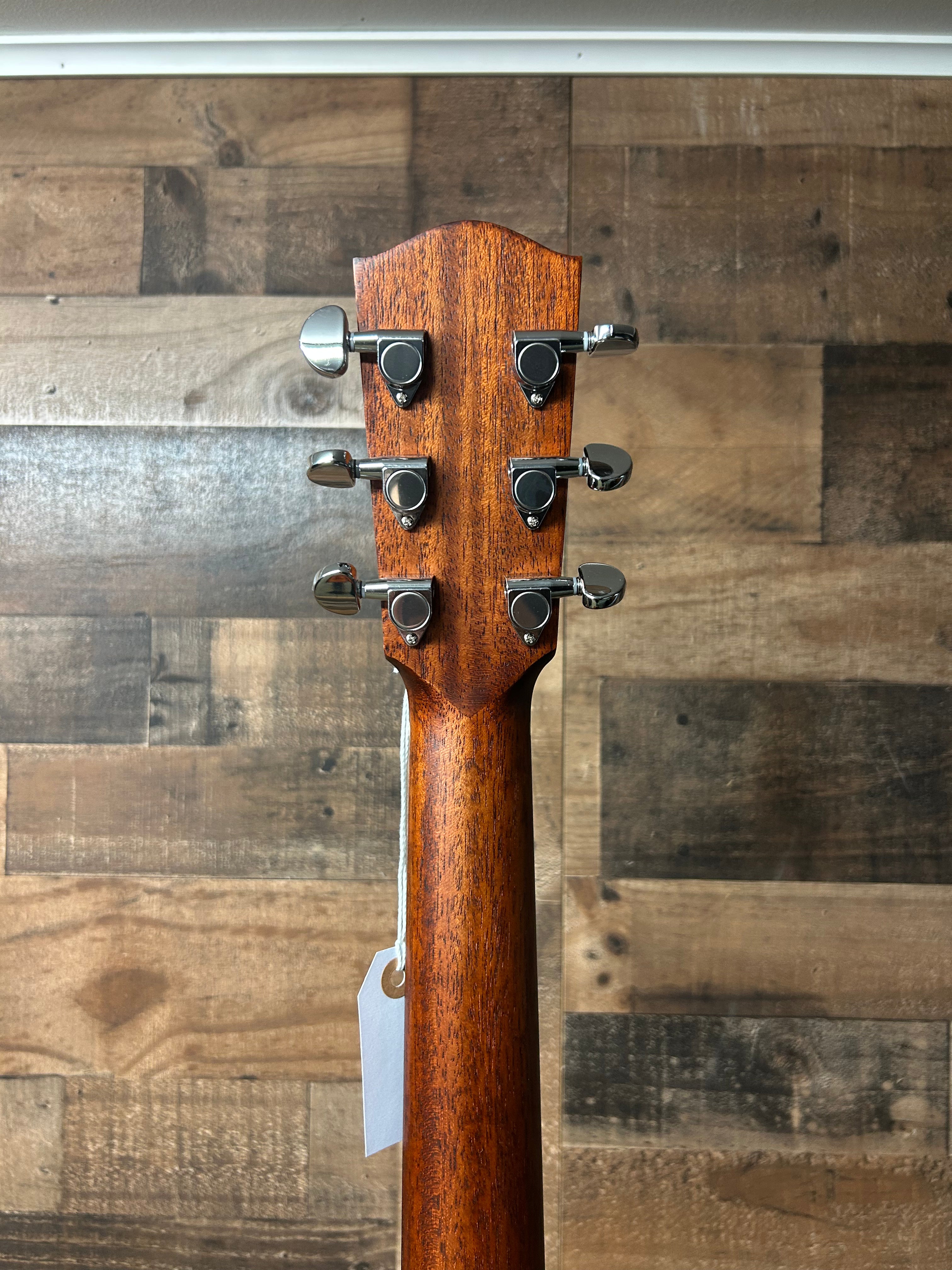Eastman AC122-2CE Natural