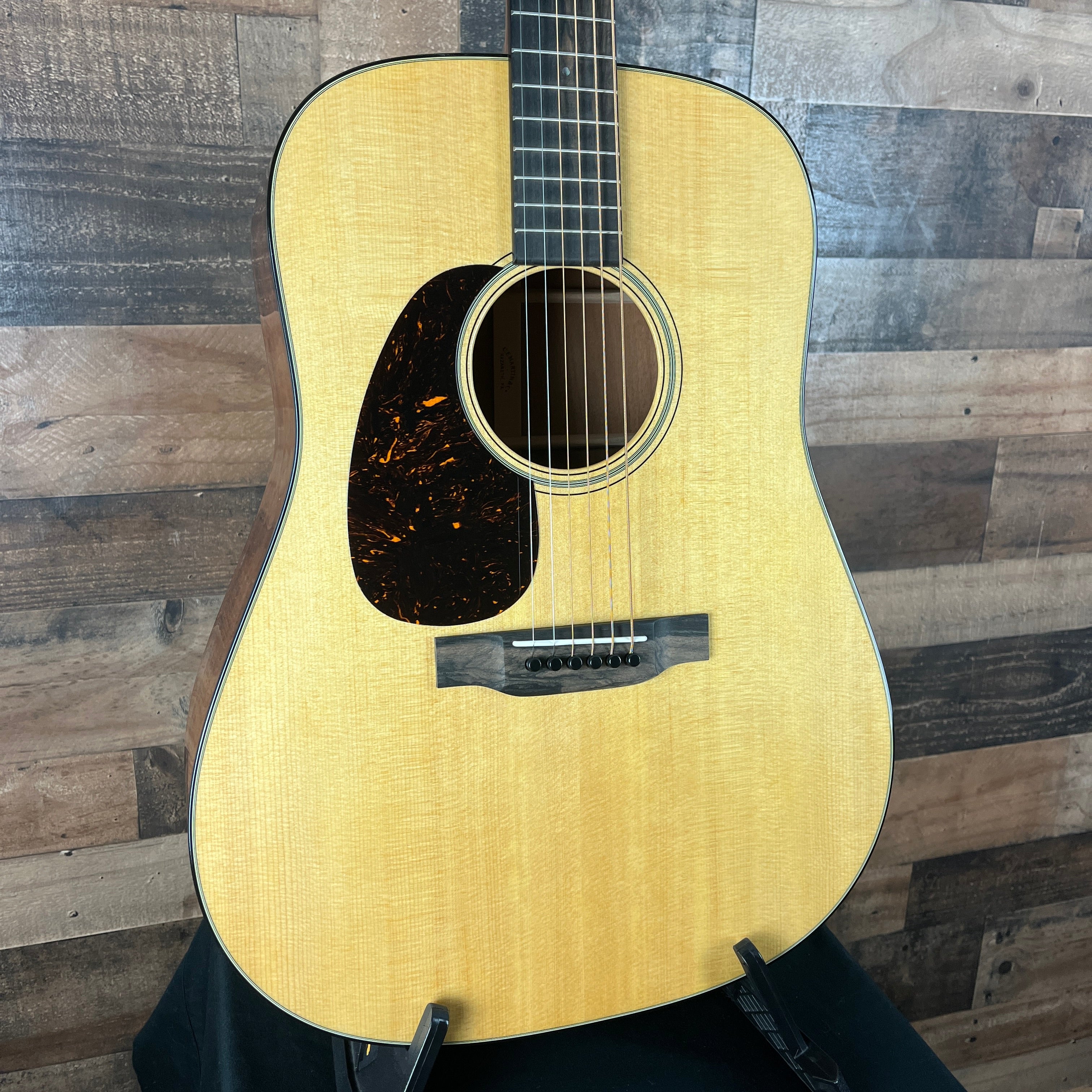 Martin D-18, D18, Left Handed Acoustic Guitar, Hard Case, 629