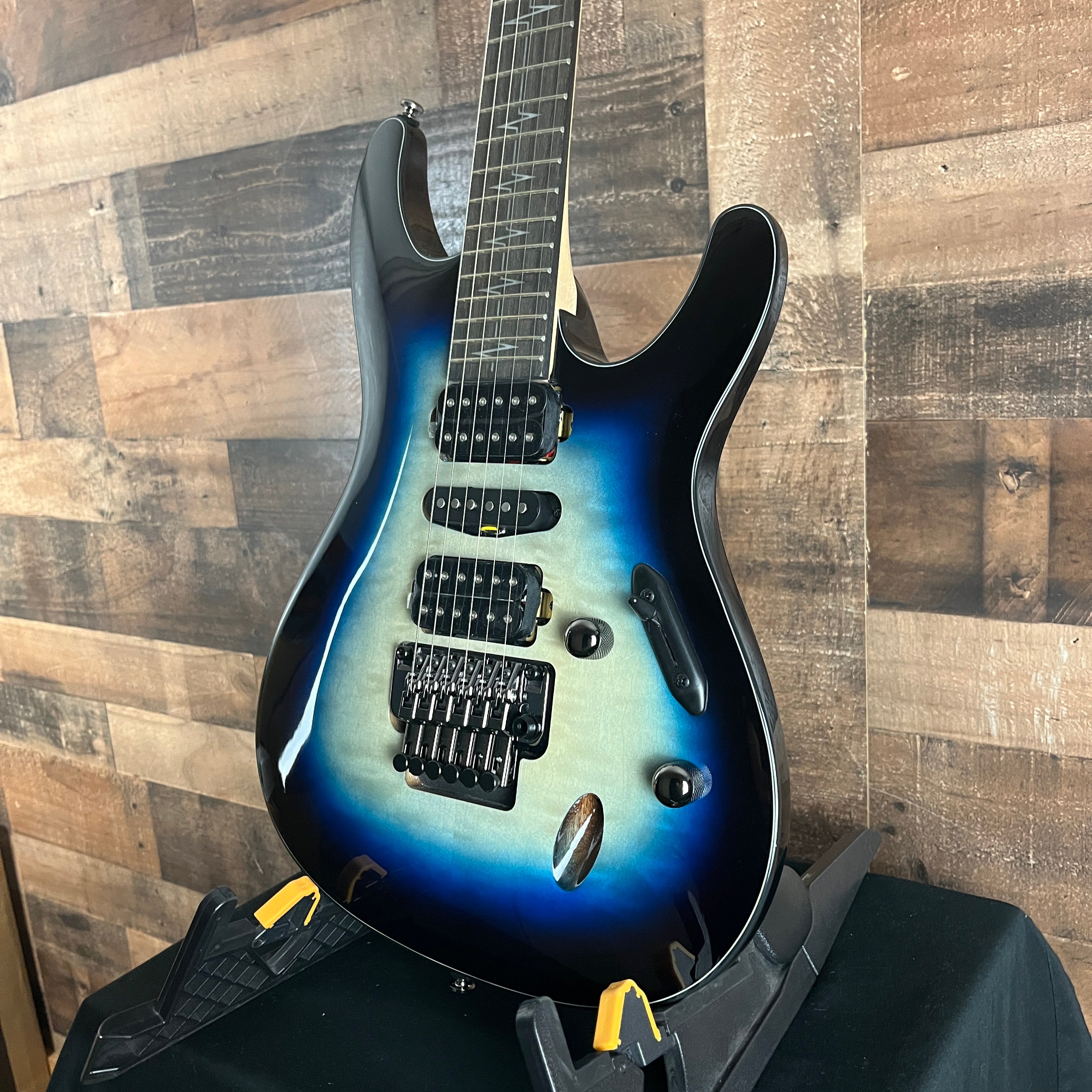 Nita Strauss Signature JIVA JR Deep Sea Blonde, 217