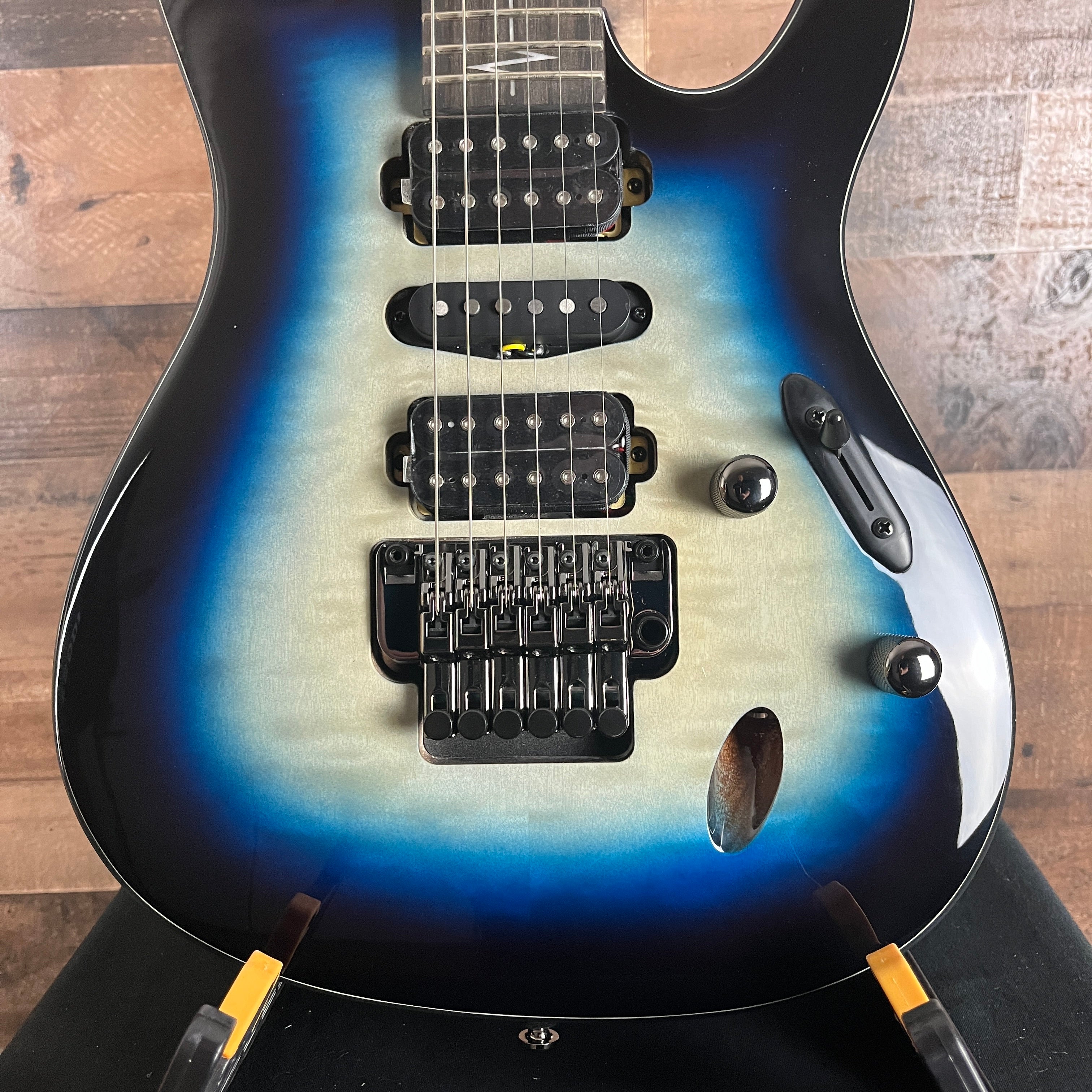 Nita Strauss Signature JIVA JR Deep Sea Blonde, 217