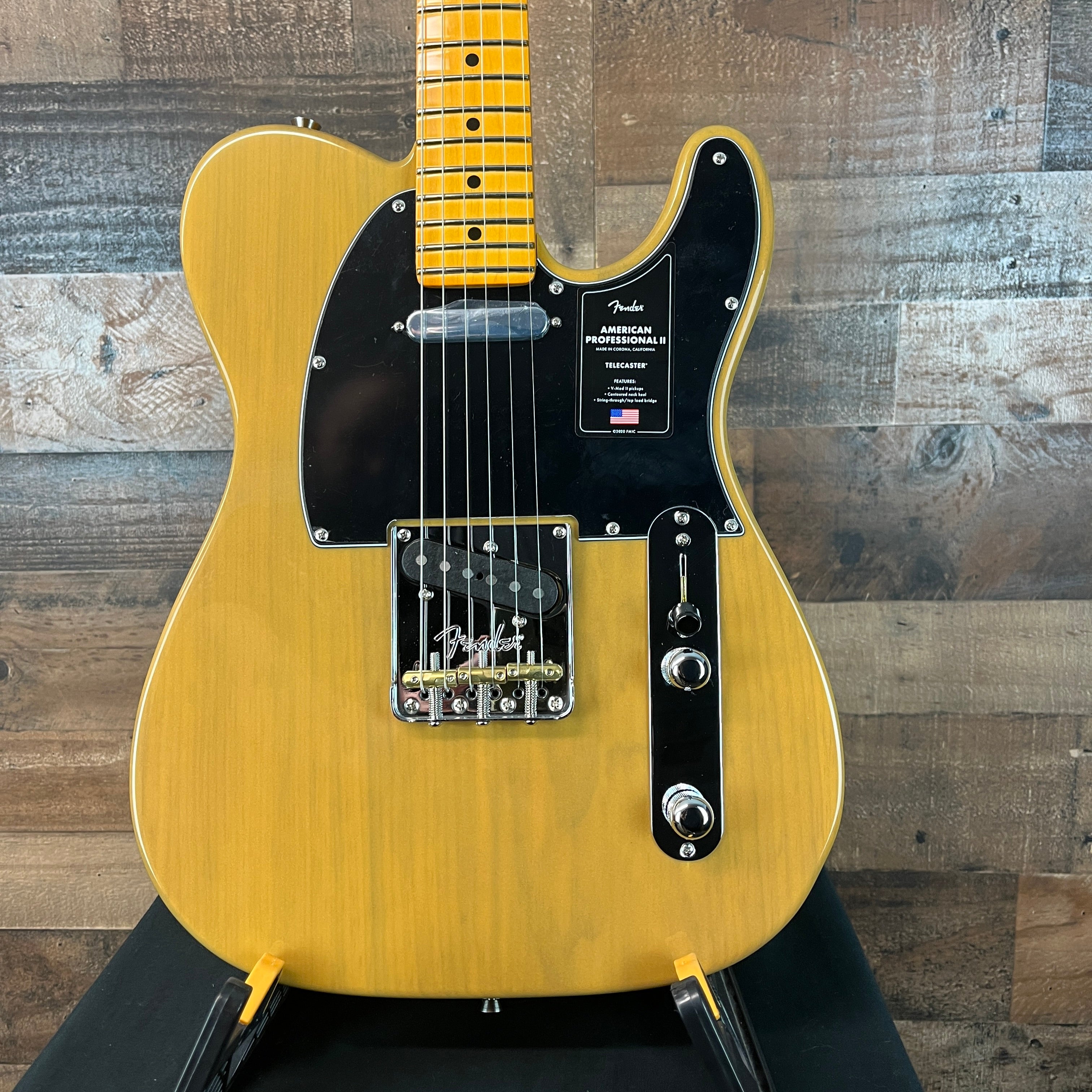 American Professional II Telecaster, Maple Fretboard, Butterscotch Blonde, Hard Case, 915