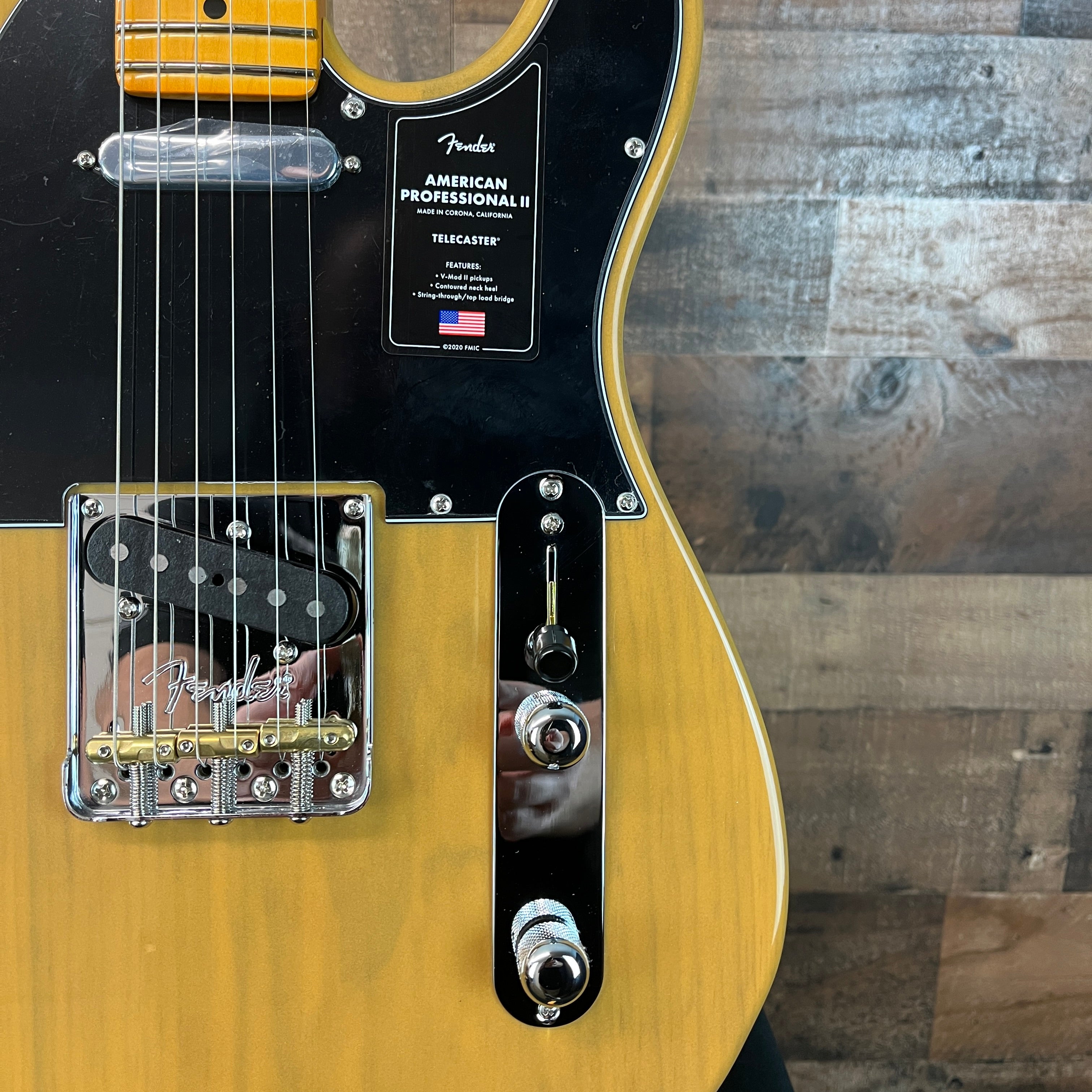 American Professional II Telecaster, Maple Fretboard, Butterscotch Blonde, Hard Case, 915