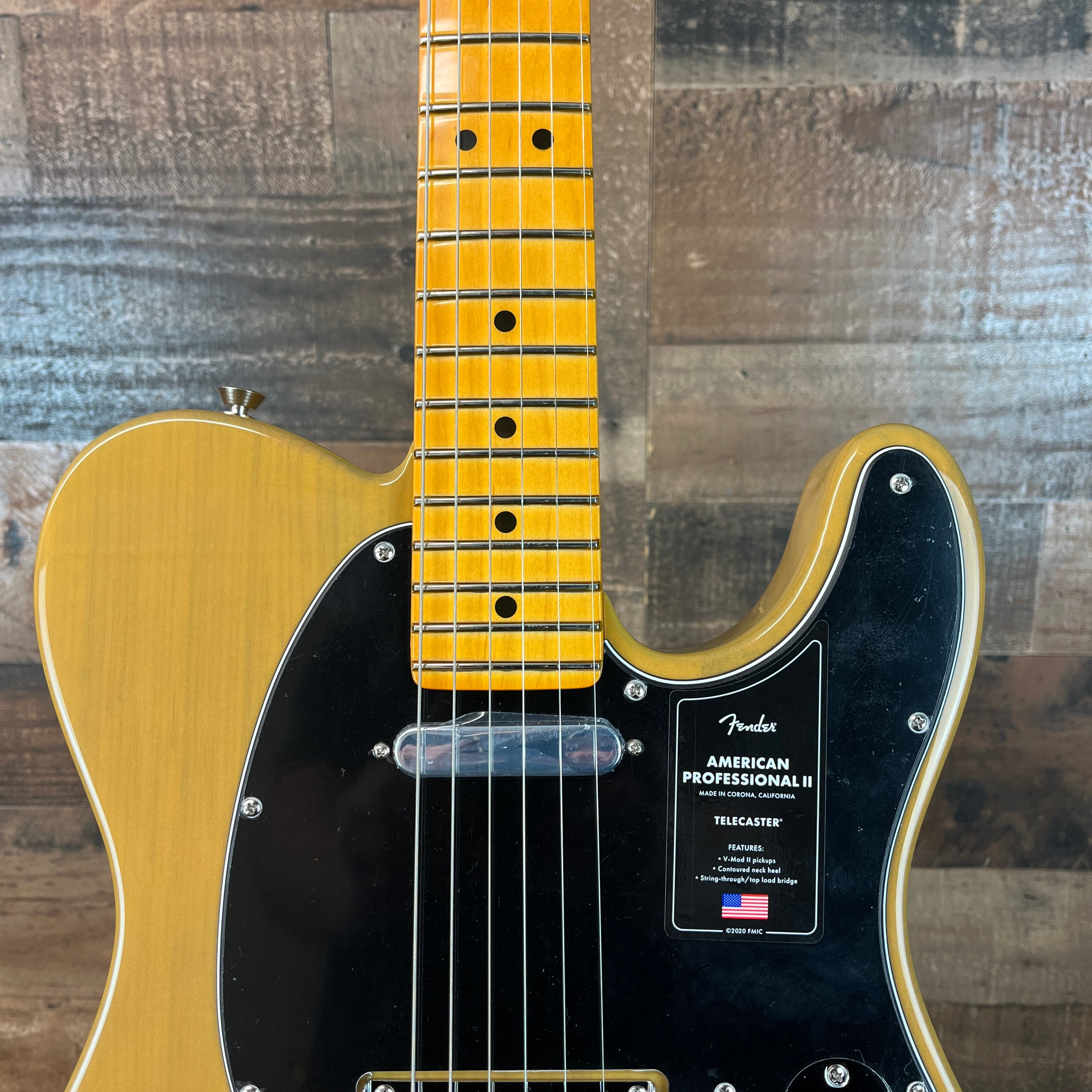 American Professional II Telecaster, Maple Fretboard, Butterscotch Blonde, Hard Case, 915