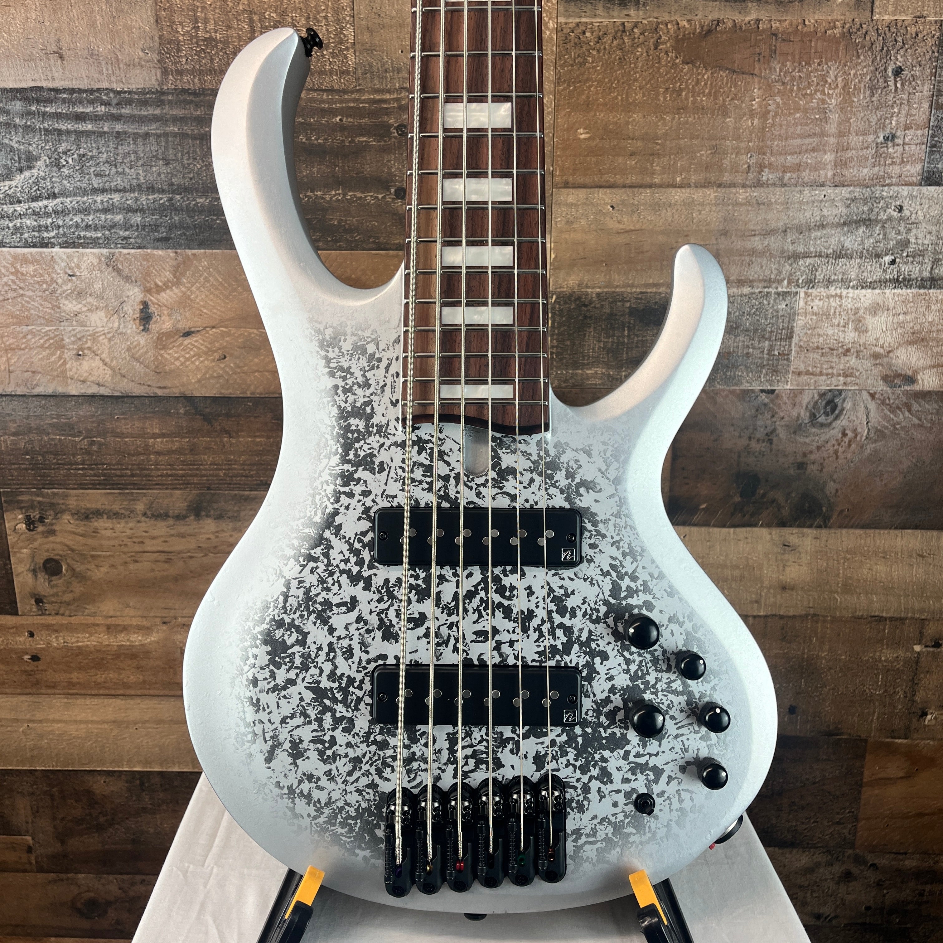 Ibanez BTB5TH6SLM 25th Anniversary, Silver Blizzard Matte, 598