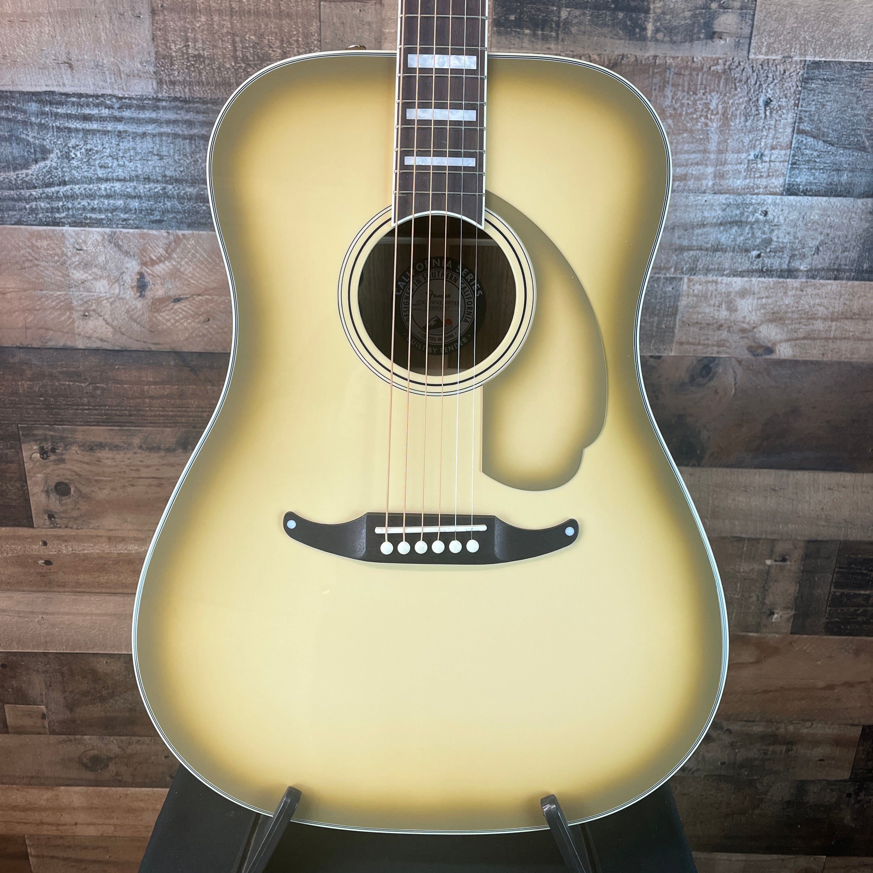 Fender California Vintage King Acoust/Electr, Antigua, Hardcase, 257