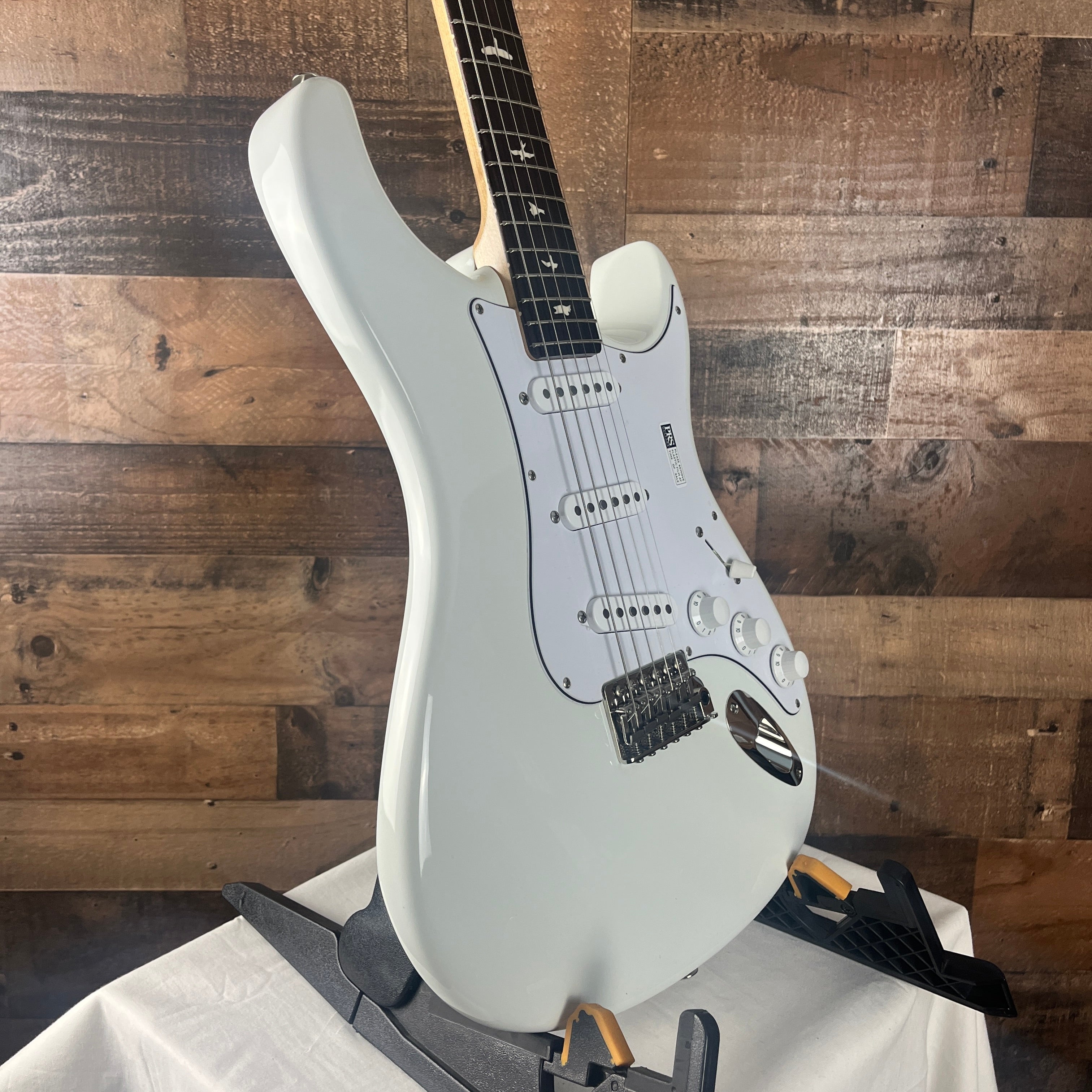 PRS Silver Sky White Frost with Rosewood Fretboard, Gig Bag, 865