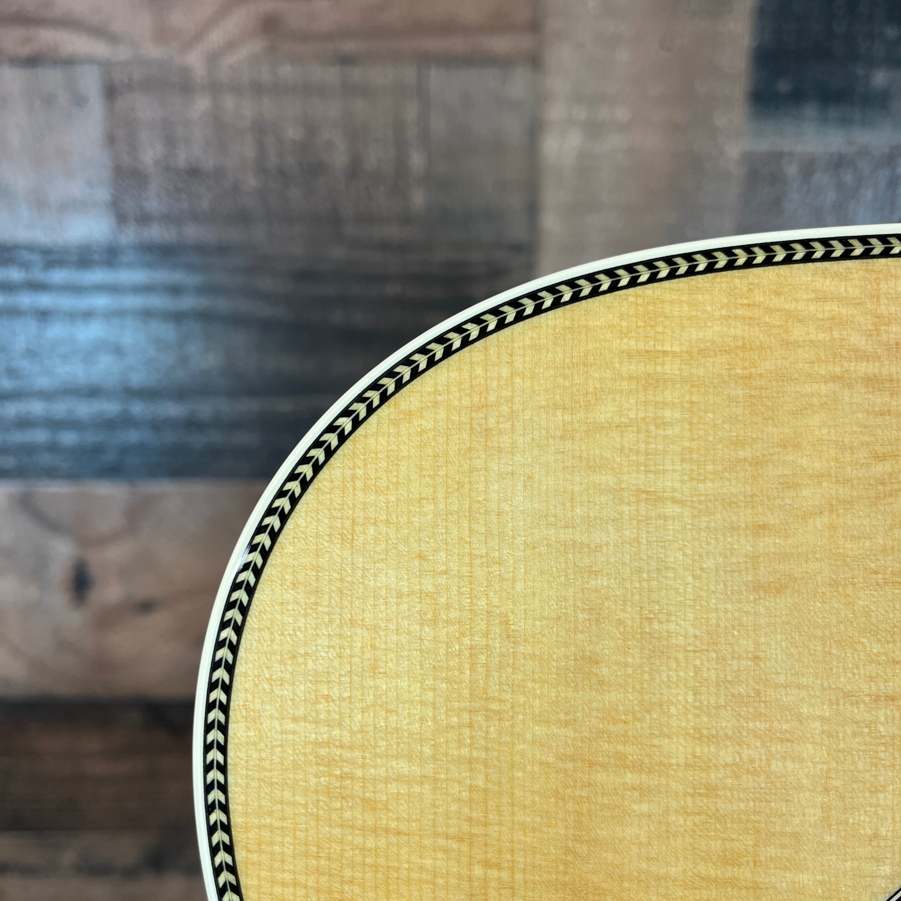 Martin OM-28 OM28 Left-handed, Natural, Hardcase, 563