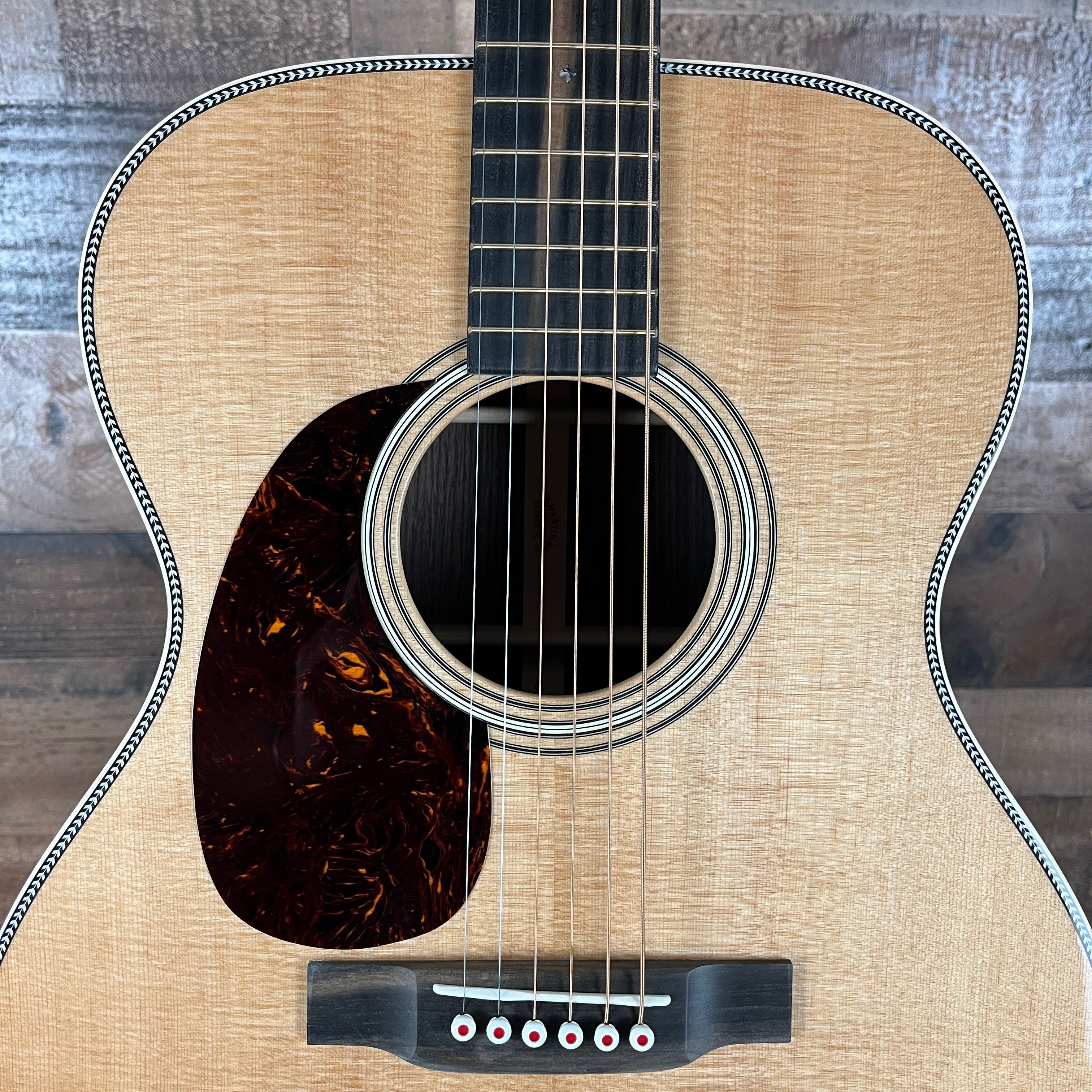 000-28 Modern Deluxe Auditorium Acoustic Guitar Natural, Left-handed, 292