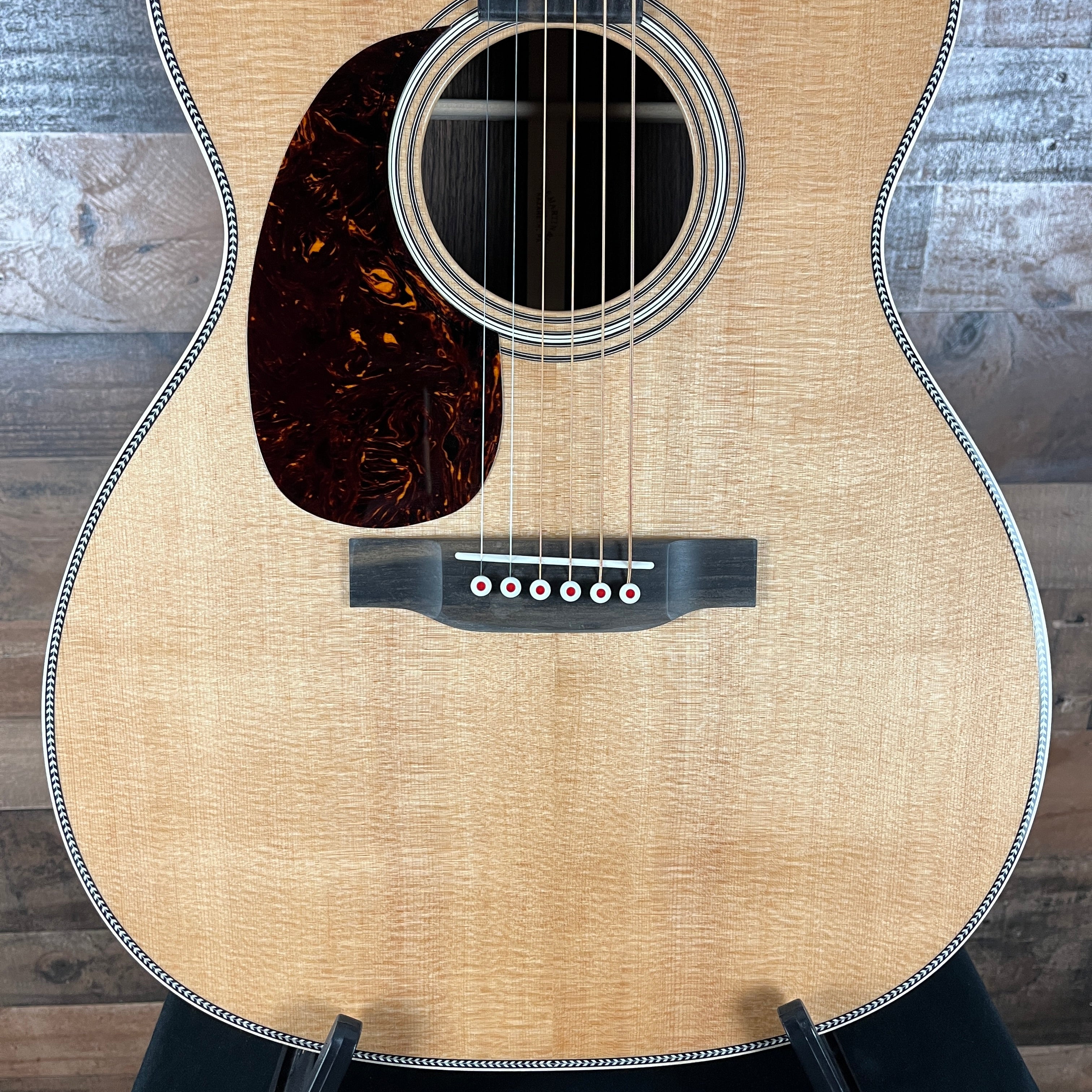 000-28 Modern Deluxe Auditorium Acoustic Guitar Natural, Left-handed, 292