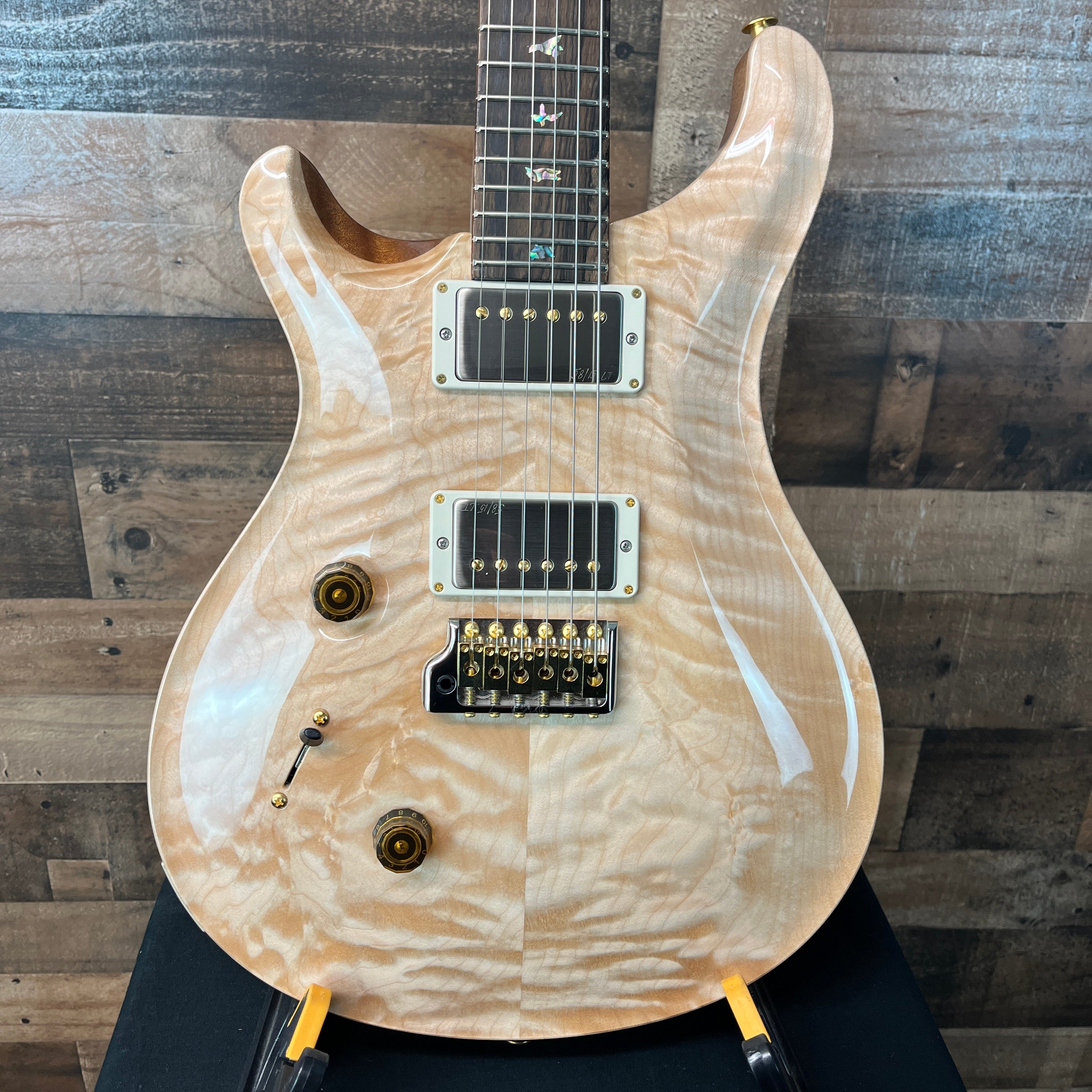 PRS Wood Library Custom 24, Left Handed, Maple Quilt 10-Top, Natural Finish, Ziricote Fingerboard, Paisley PRS Hardcase, 598