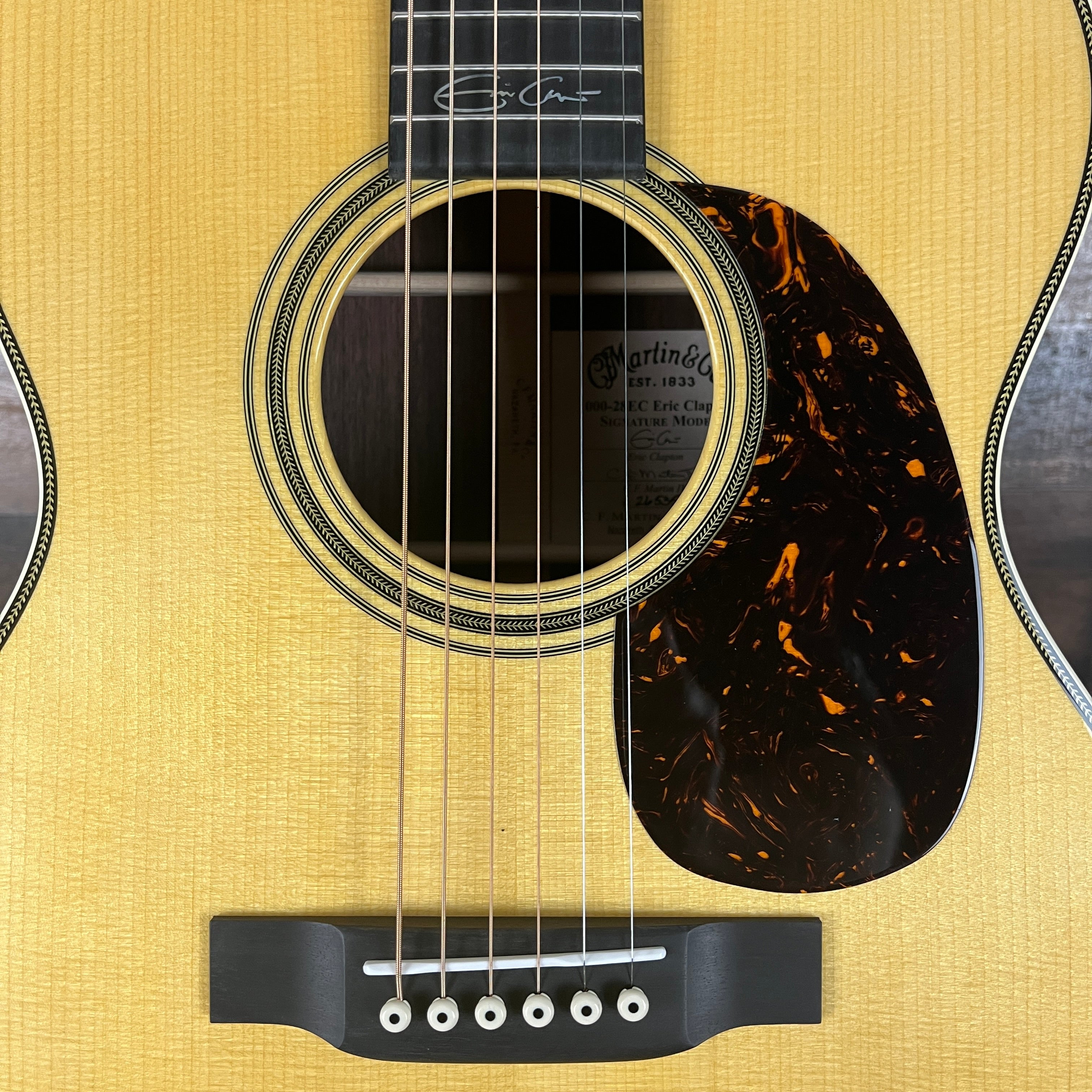 Martin 000-28EC, Natural, Hardshell Case, 334