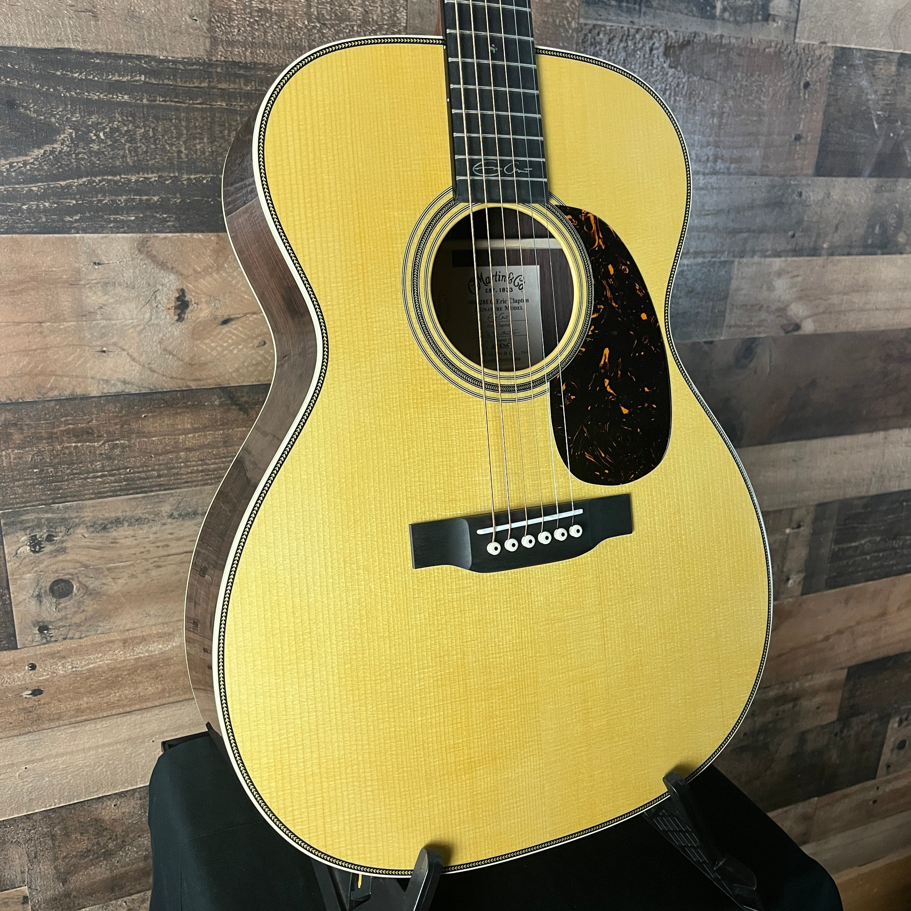 Martin 000-28EC, Natural, Hardshell Case, 334