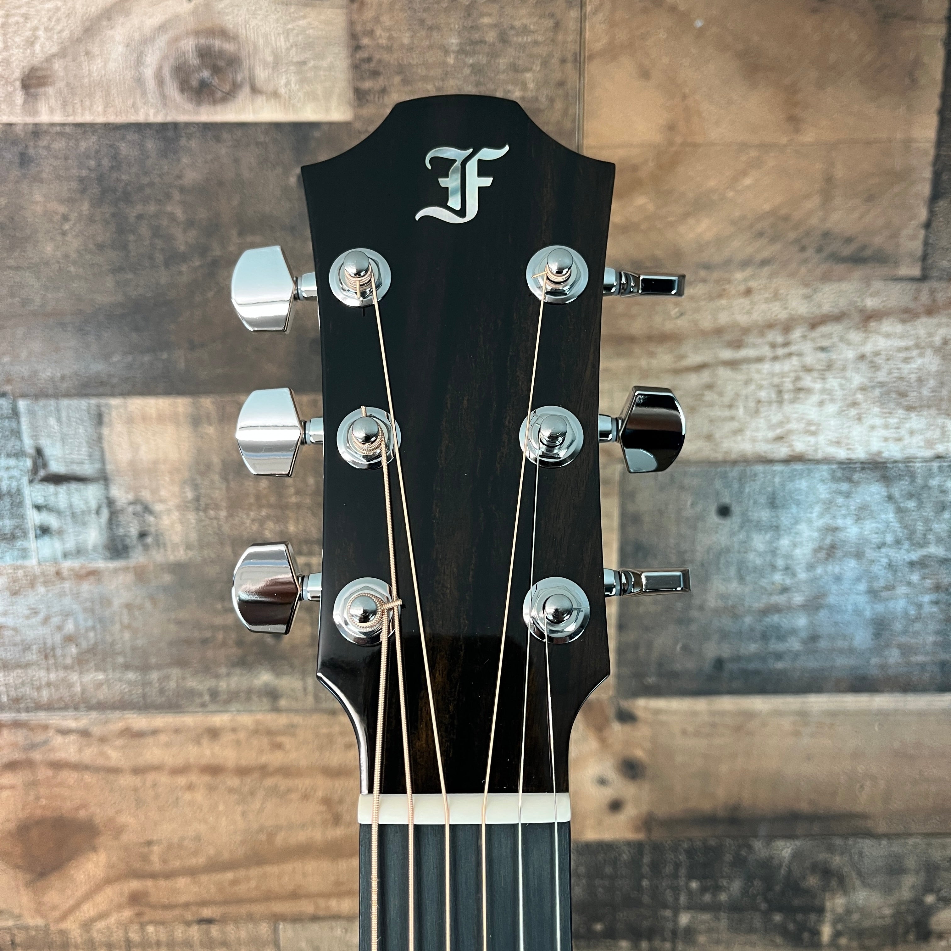 Furch, Green Series, Master's Choice, Dc-SR Acoustic/Electric Guitar, in Sunburst, Hardcase, 983