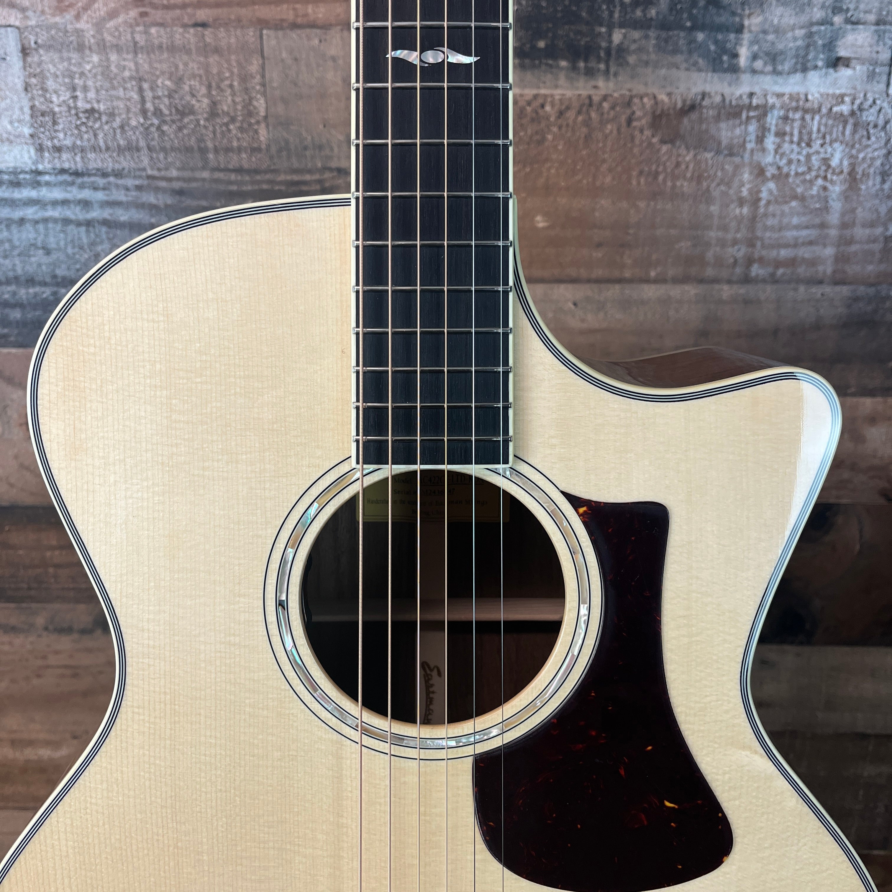 Eastman AC422CE-LTD-KOA Acoustic/electric Guitar, Natural Gloss Finish, Hard Case, 947