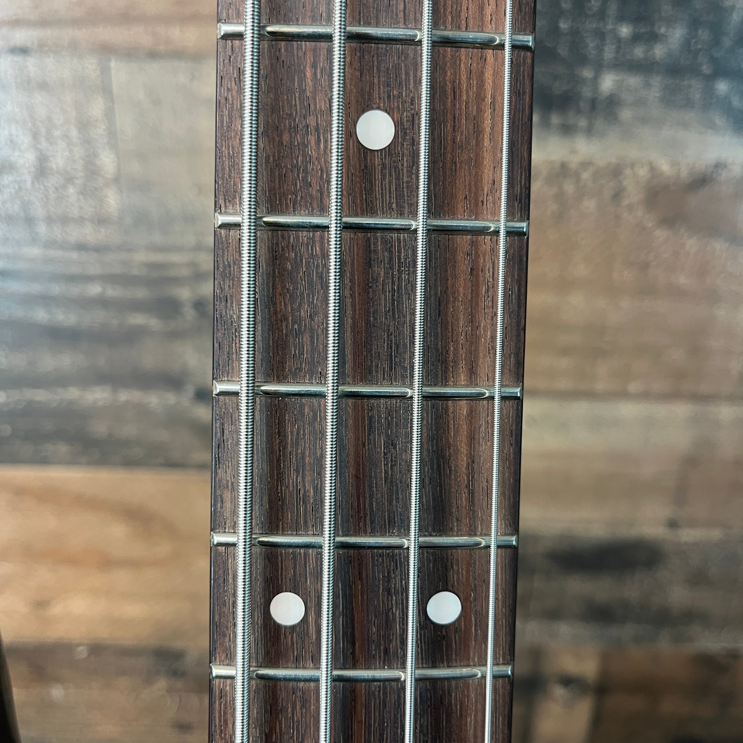 Fender Standard Precision Bass, 3-color Sunburst, 887