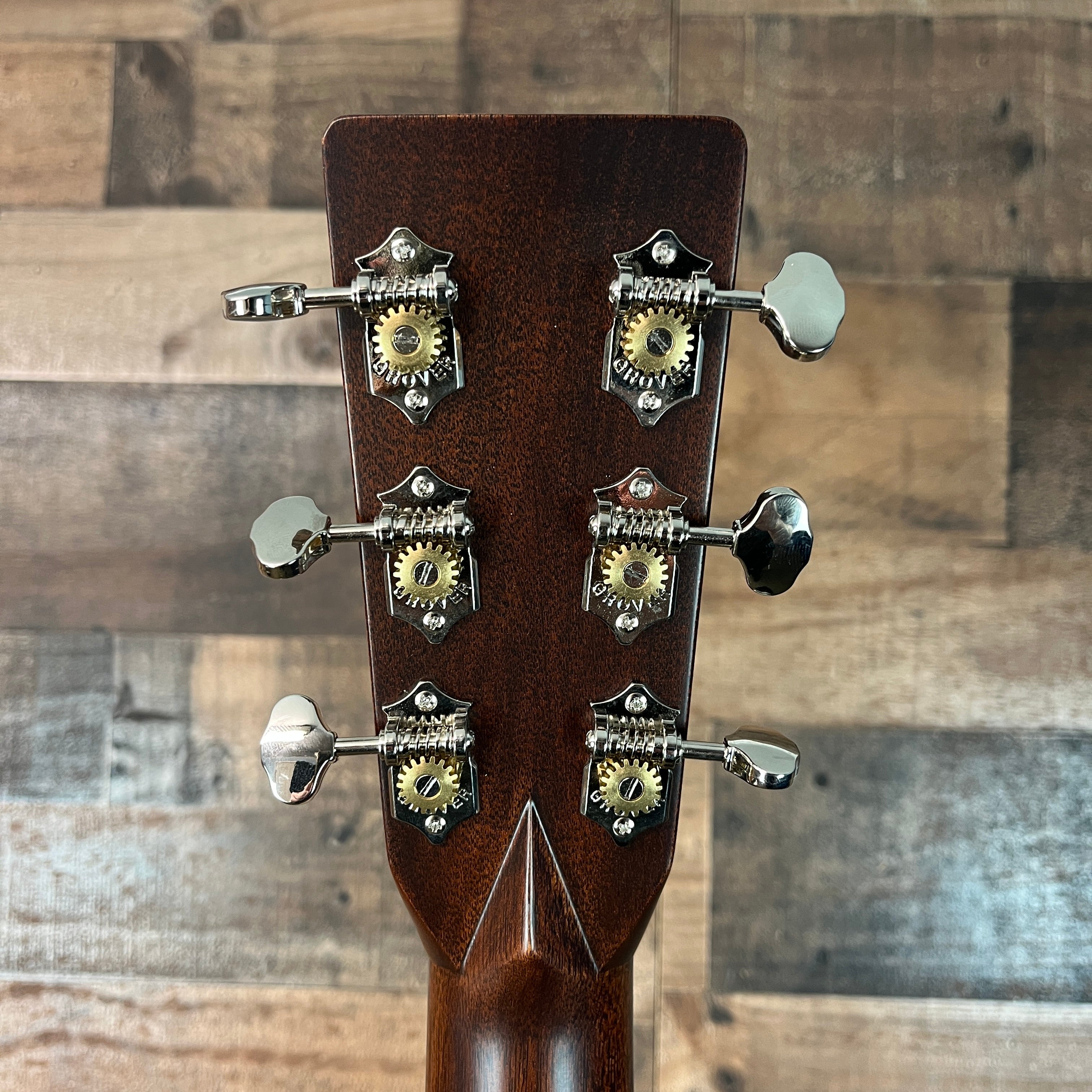 Martin OM-28 Acoustic Guitar, Hard Case, 353