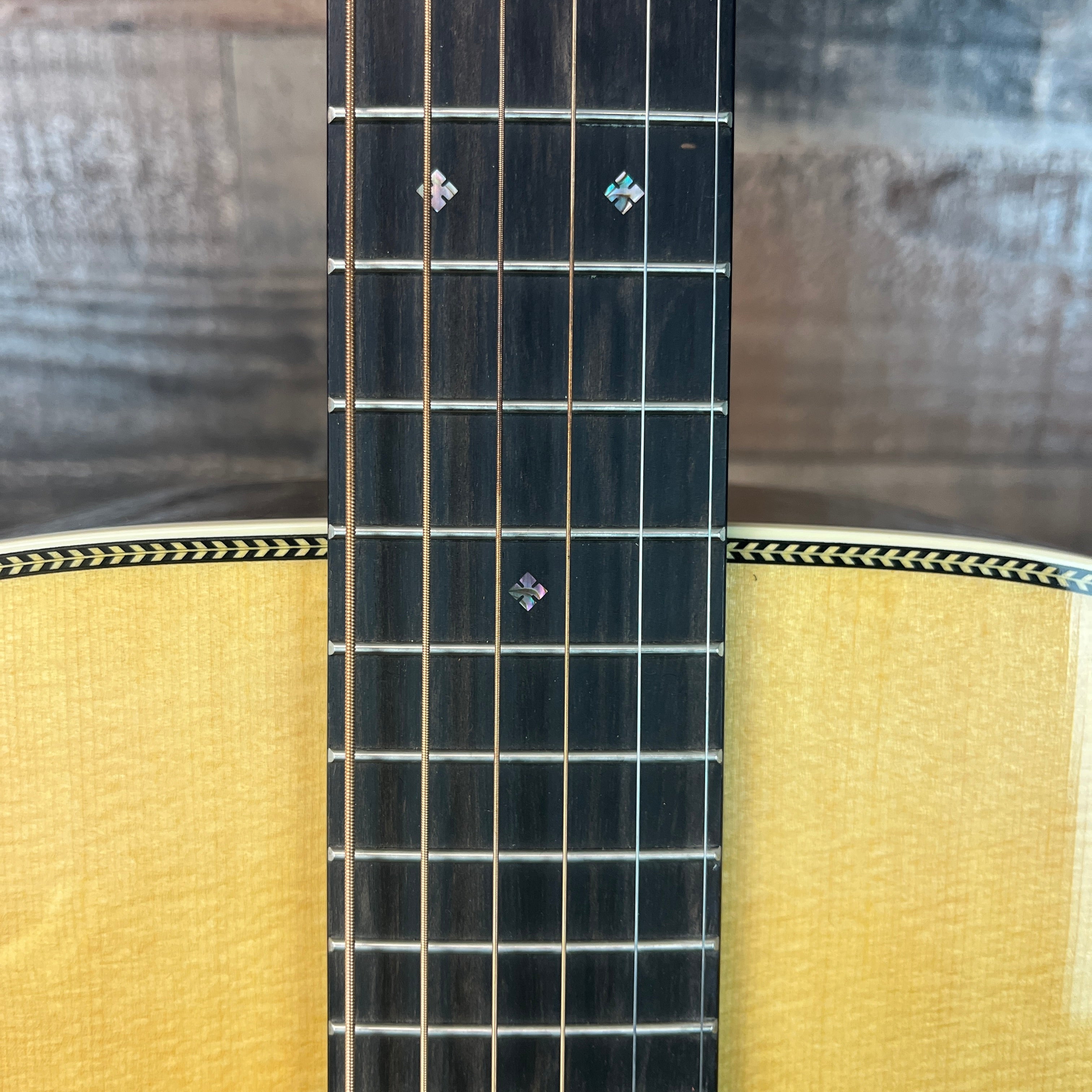 Martin OM-28 Acoustic Guitar, Hard Case, 353