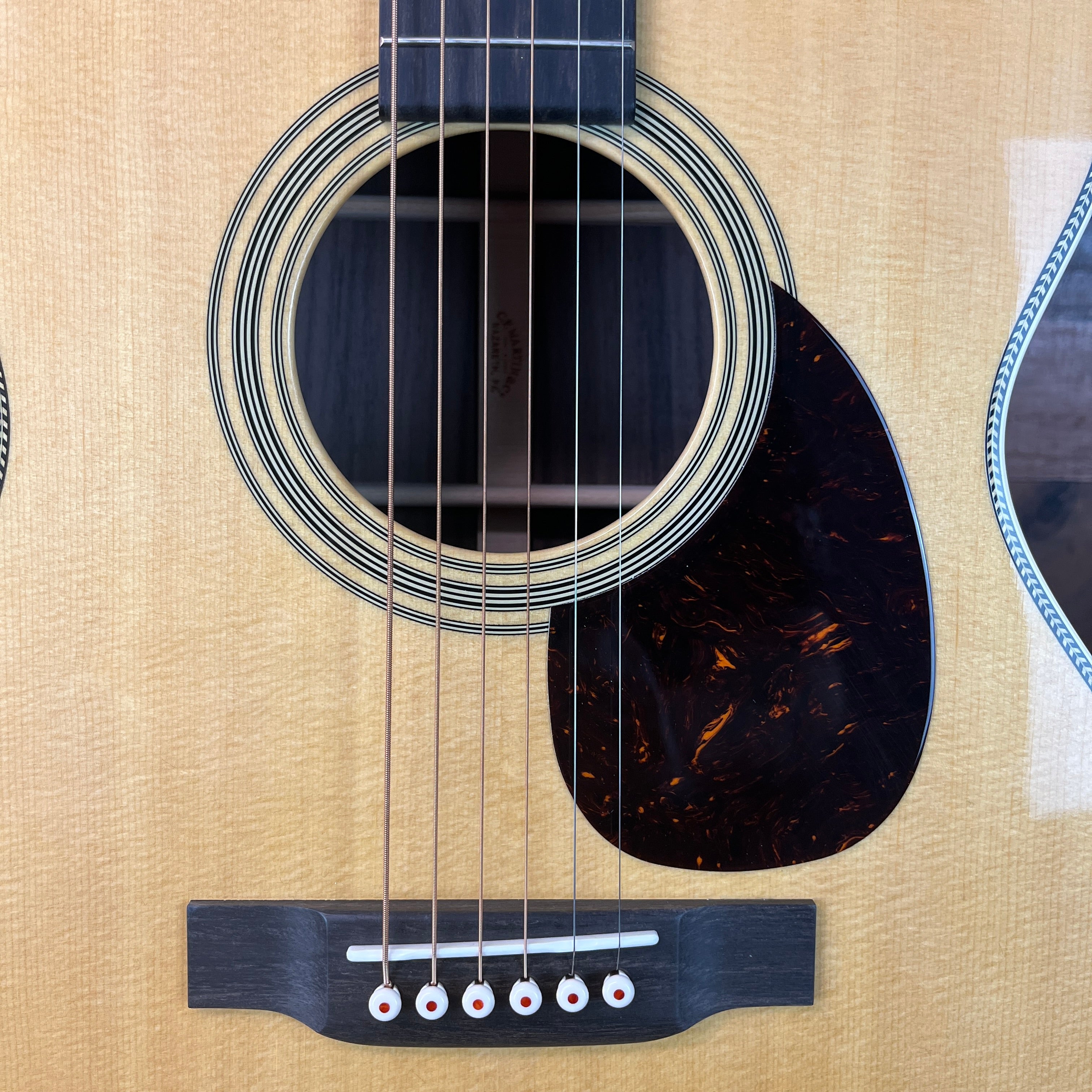 Martin OM-28 Acoustic Guitar, Hard Case, 353