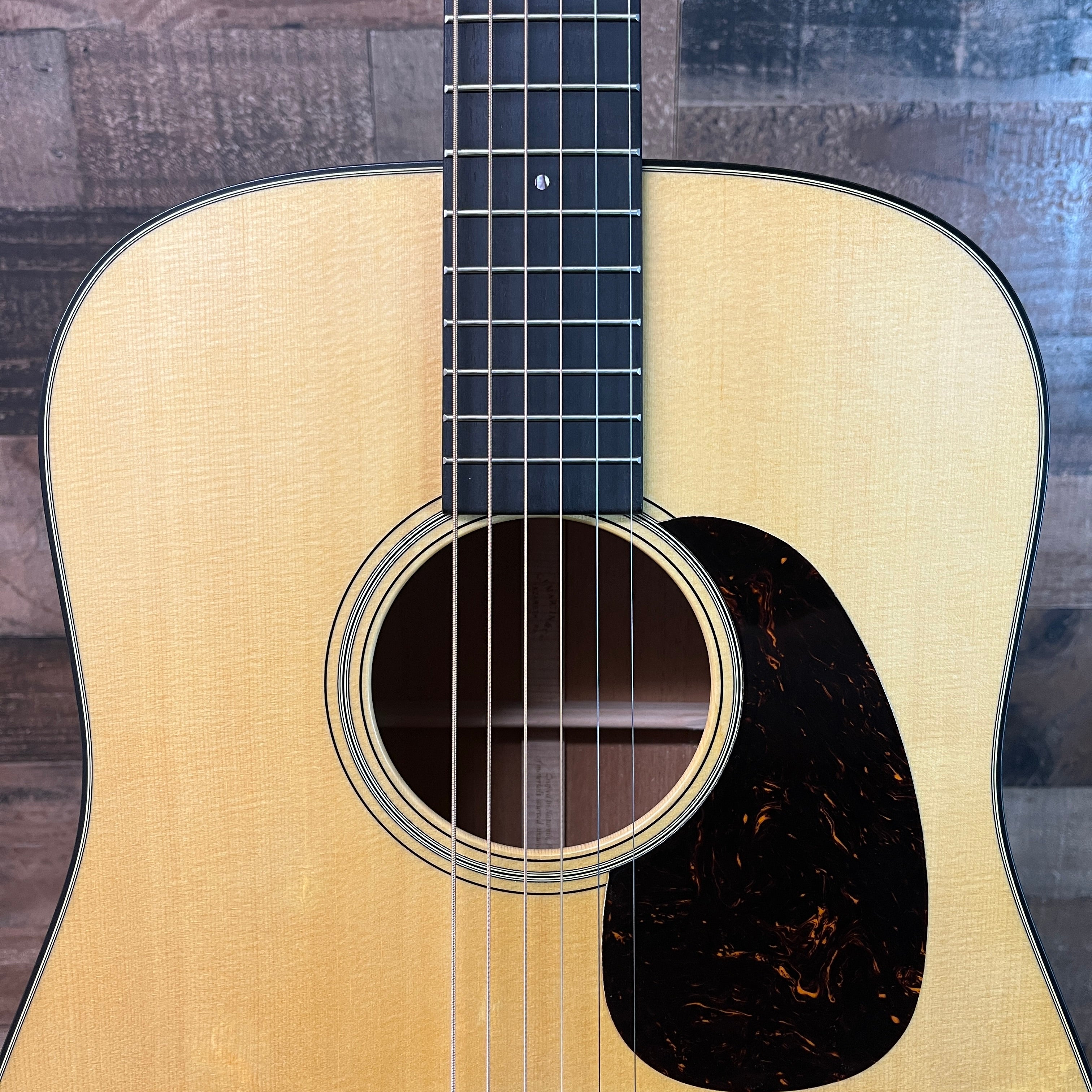 D-18 Satin, 2025 Model, Natural, Hardcase, 738