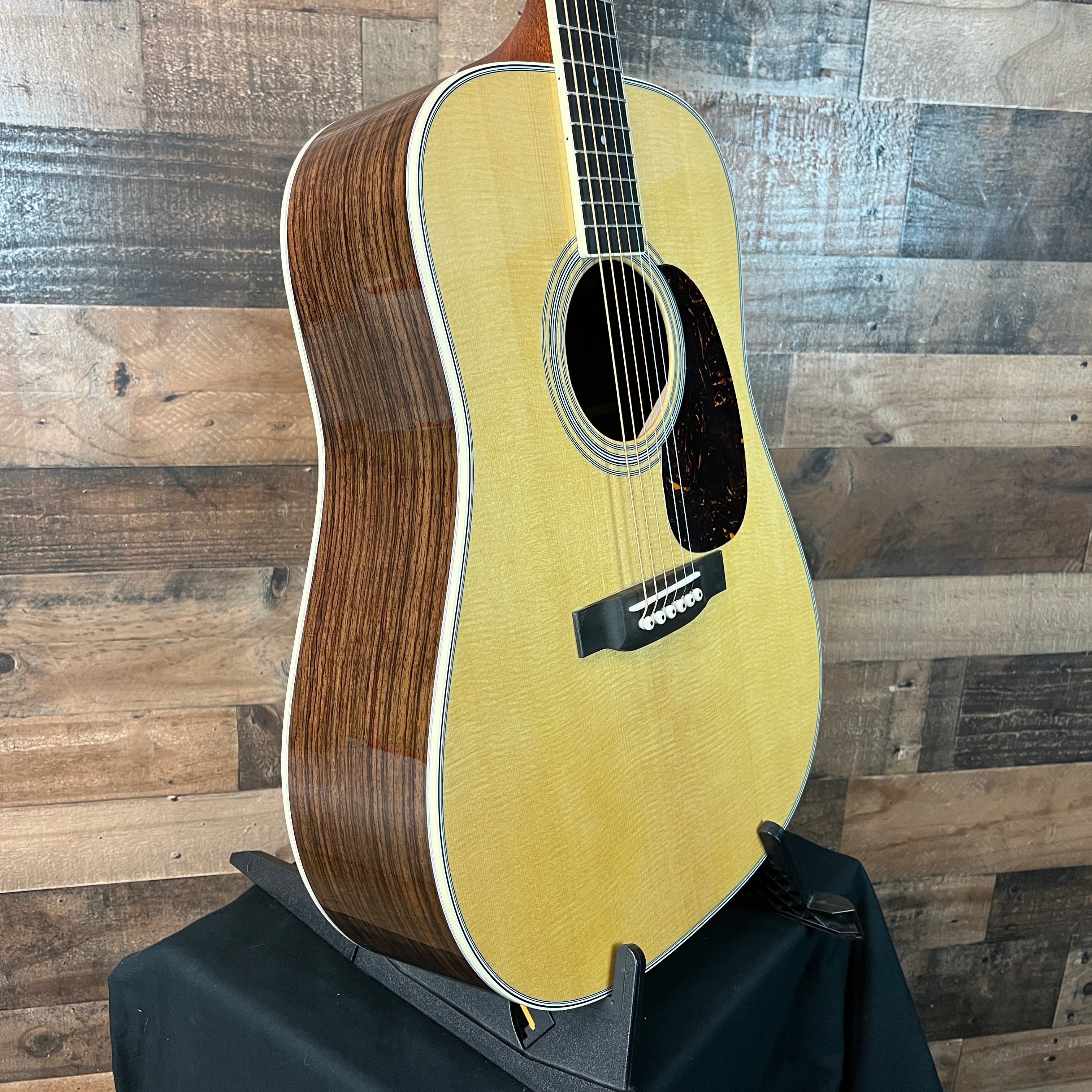 Martin D-35, 2025 Model, Natural, Hardcase, 658
