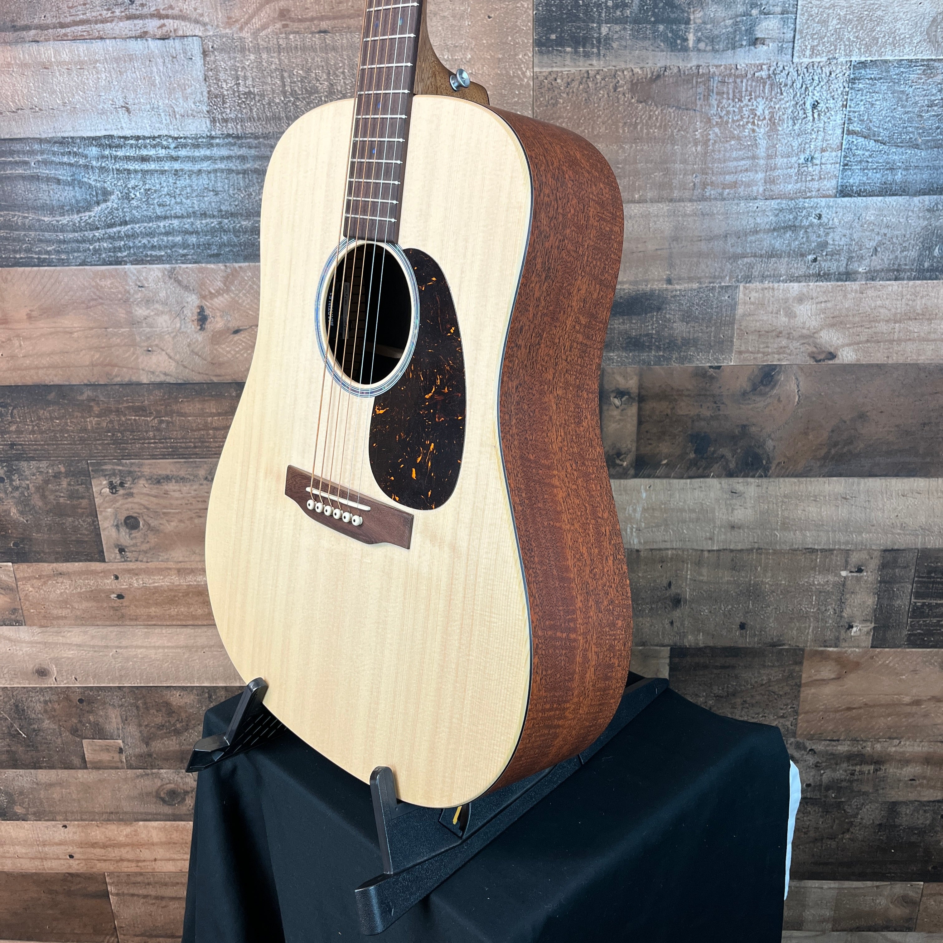 Martin D-X2E Dreadnought Acoustic-electric Guitar, Mahogany, Gig Bag, 159