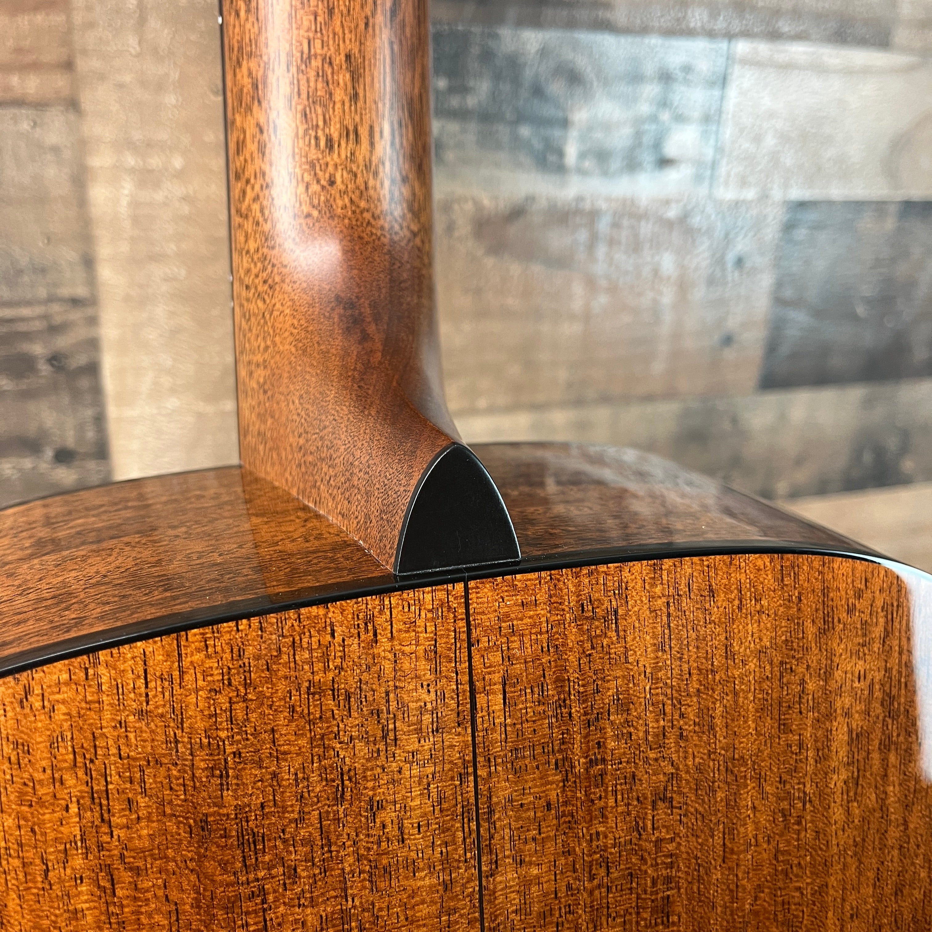 Martin D-18 2025 - Left-Handed, Hard Case, 798