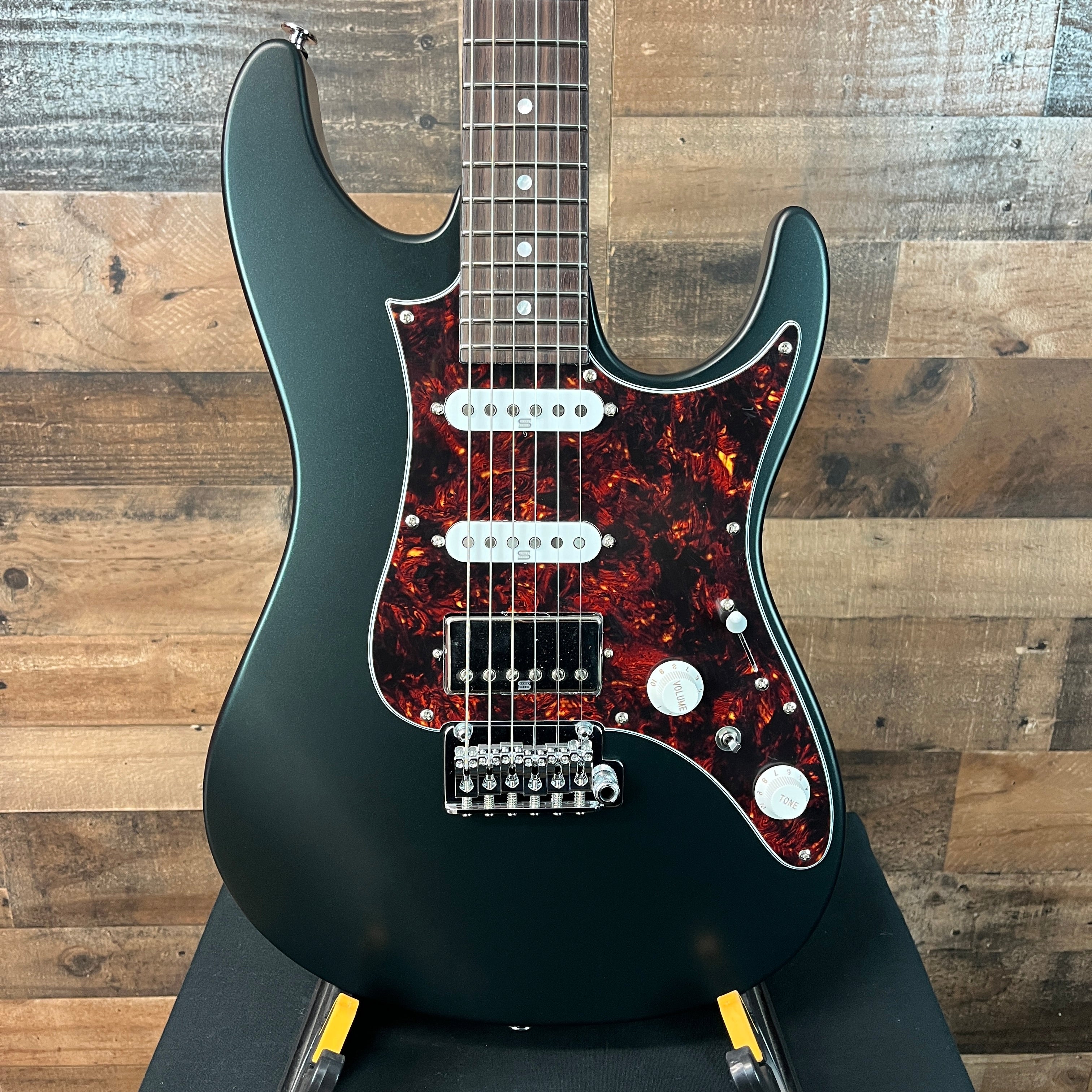Prestige AZ2204N Electric Guitar, Ivy Green Metallic Flat, Hard Case, 164