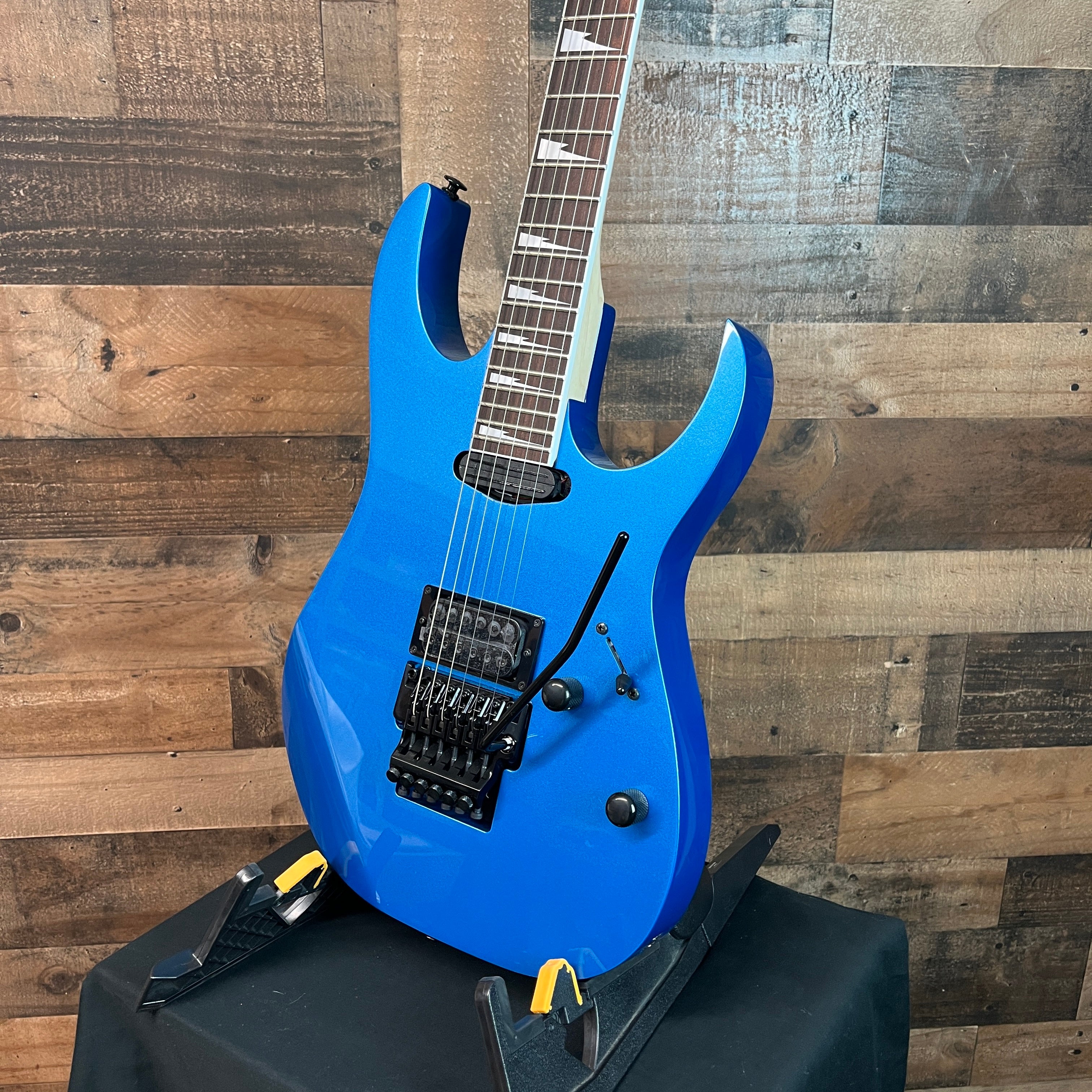 Genesis Collection RG565R Electric Guitar, Electric Blue, 499
